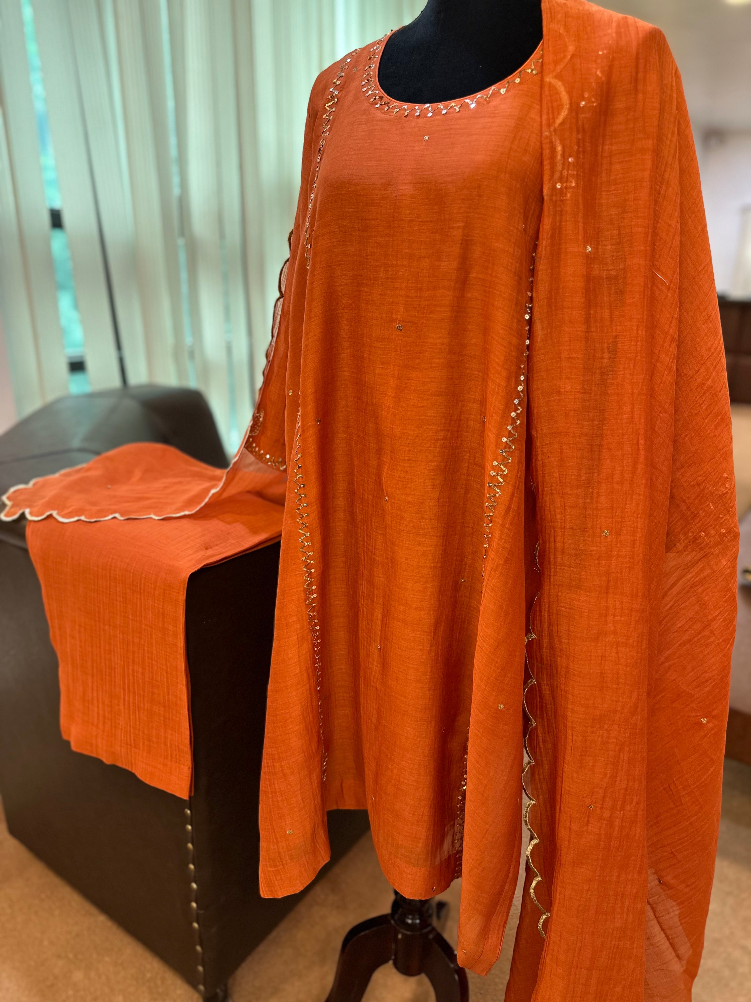 Mul chanderi 3 piece handwork suit