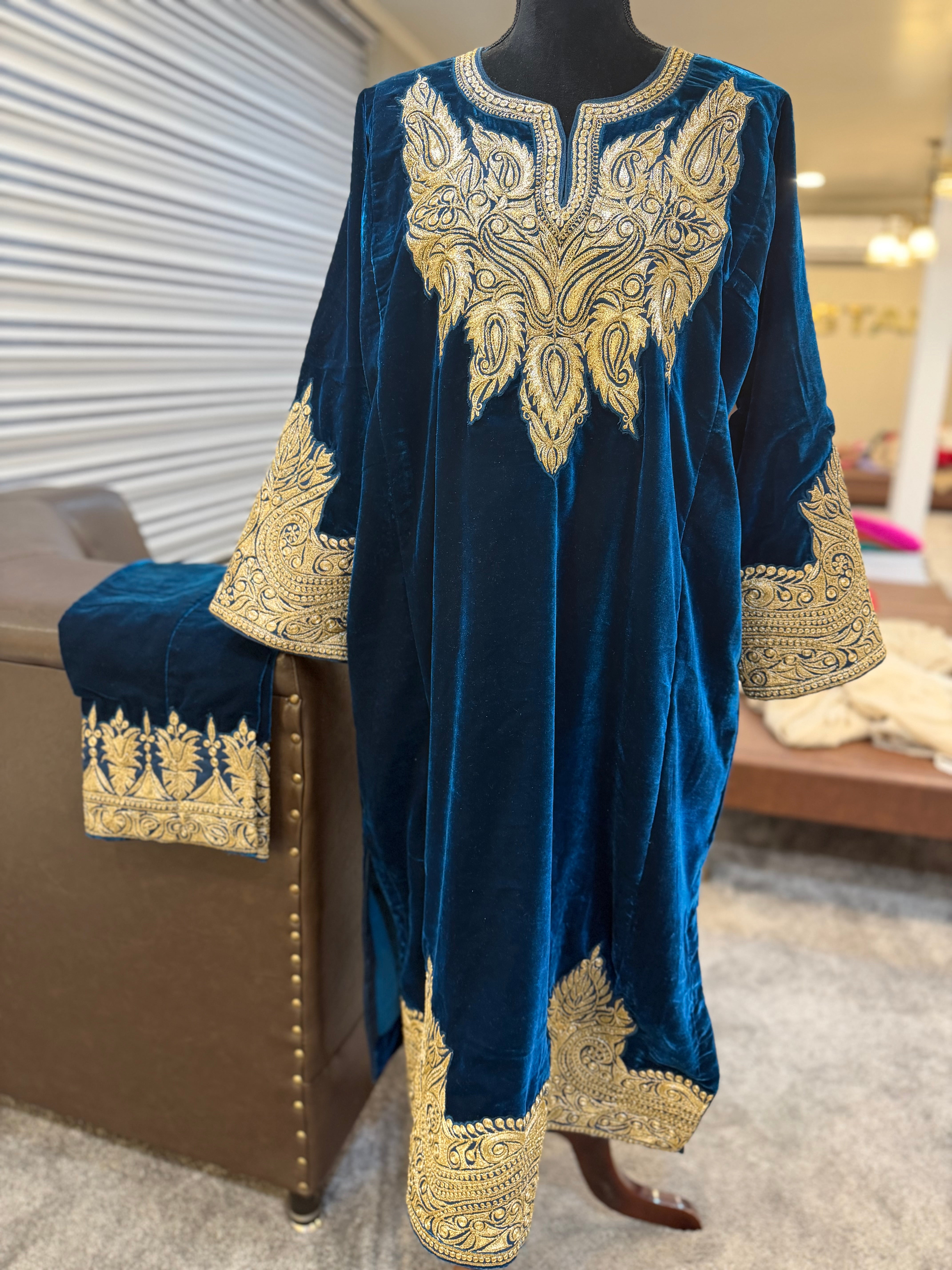 Velvet pheran set 2 piece mtks848