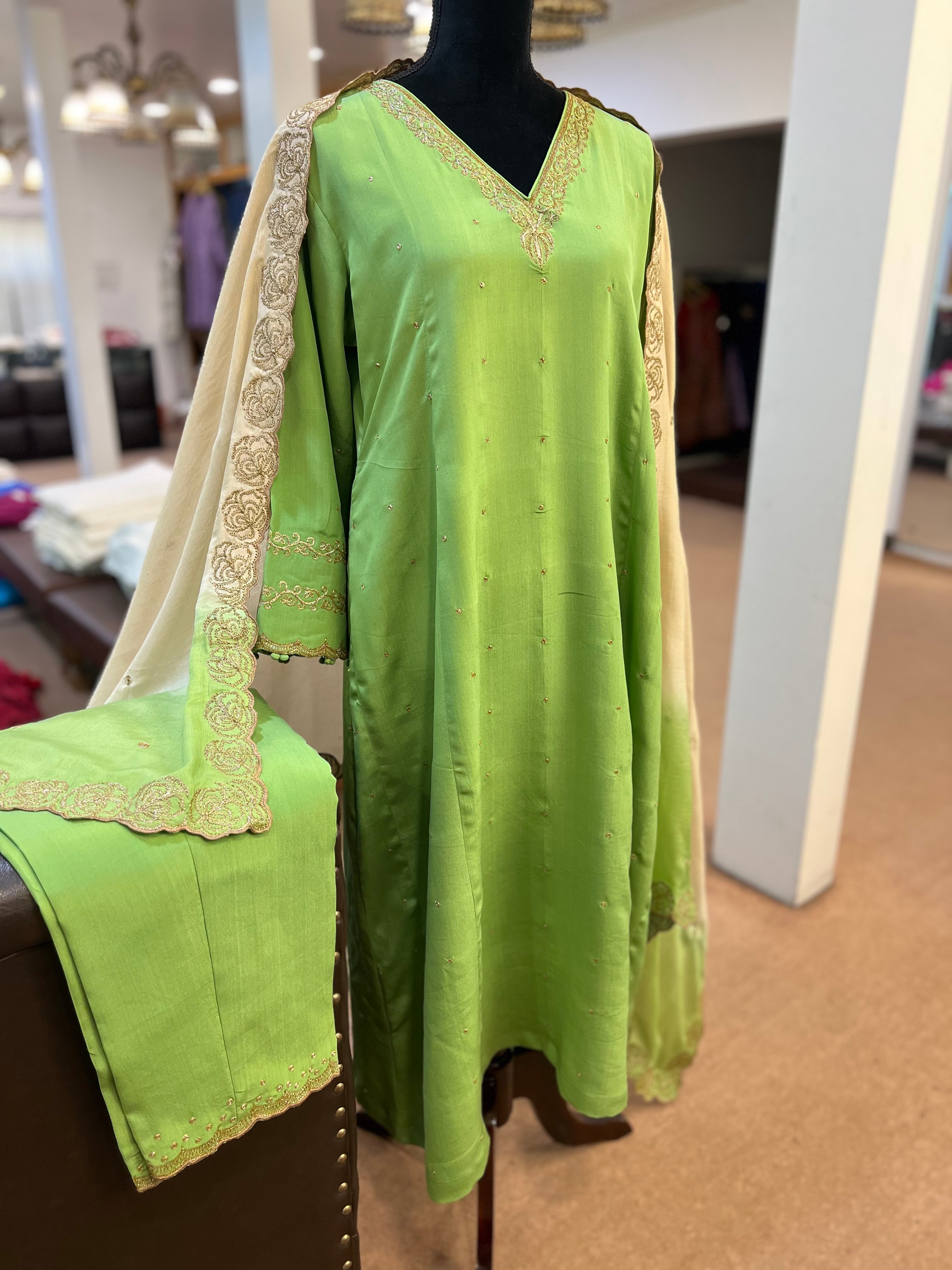 Pure crepe A line kali kurta set 3pc Mtks826