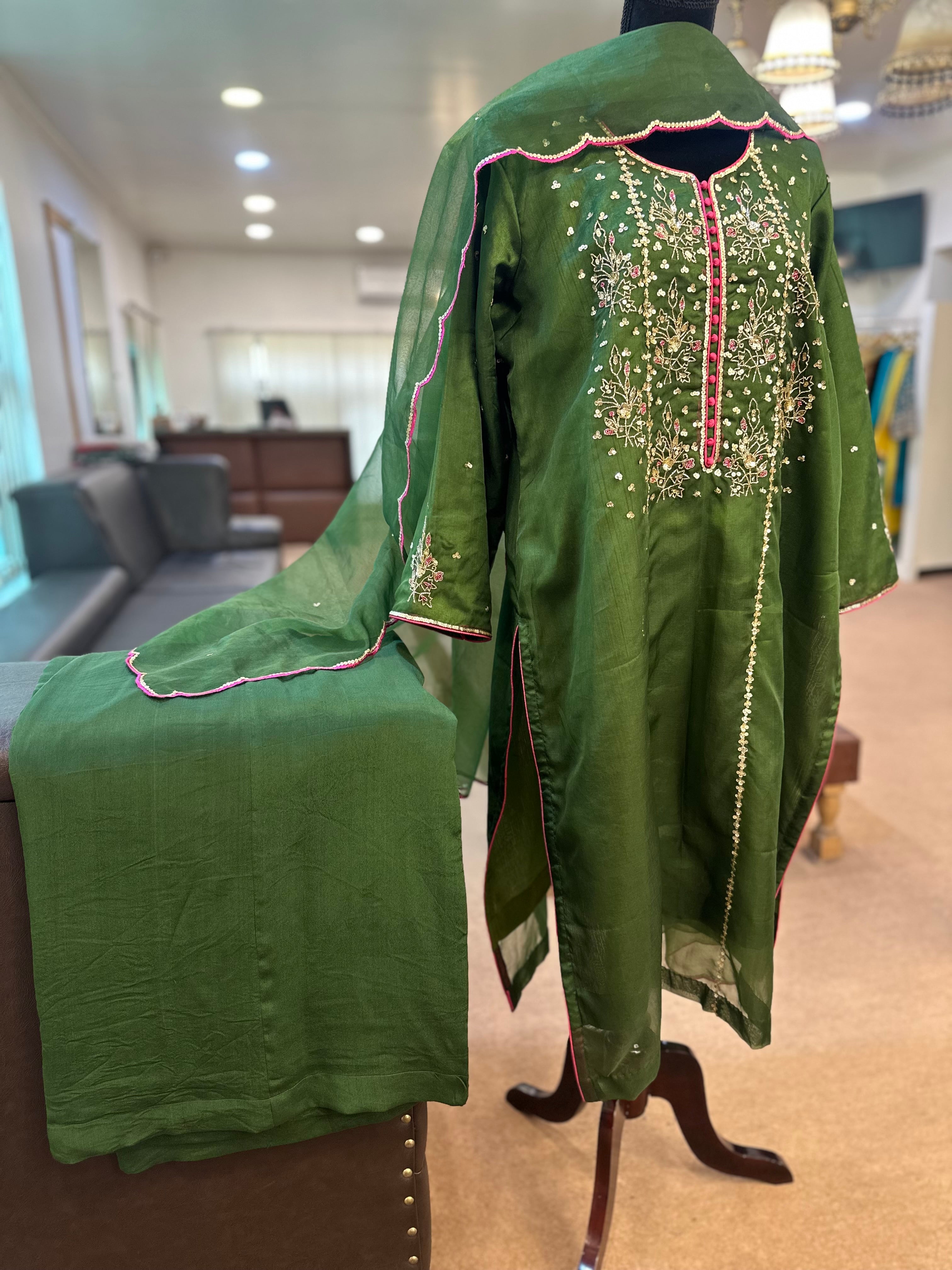 Handwork organza suit 3 piece