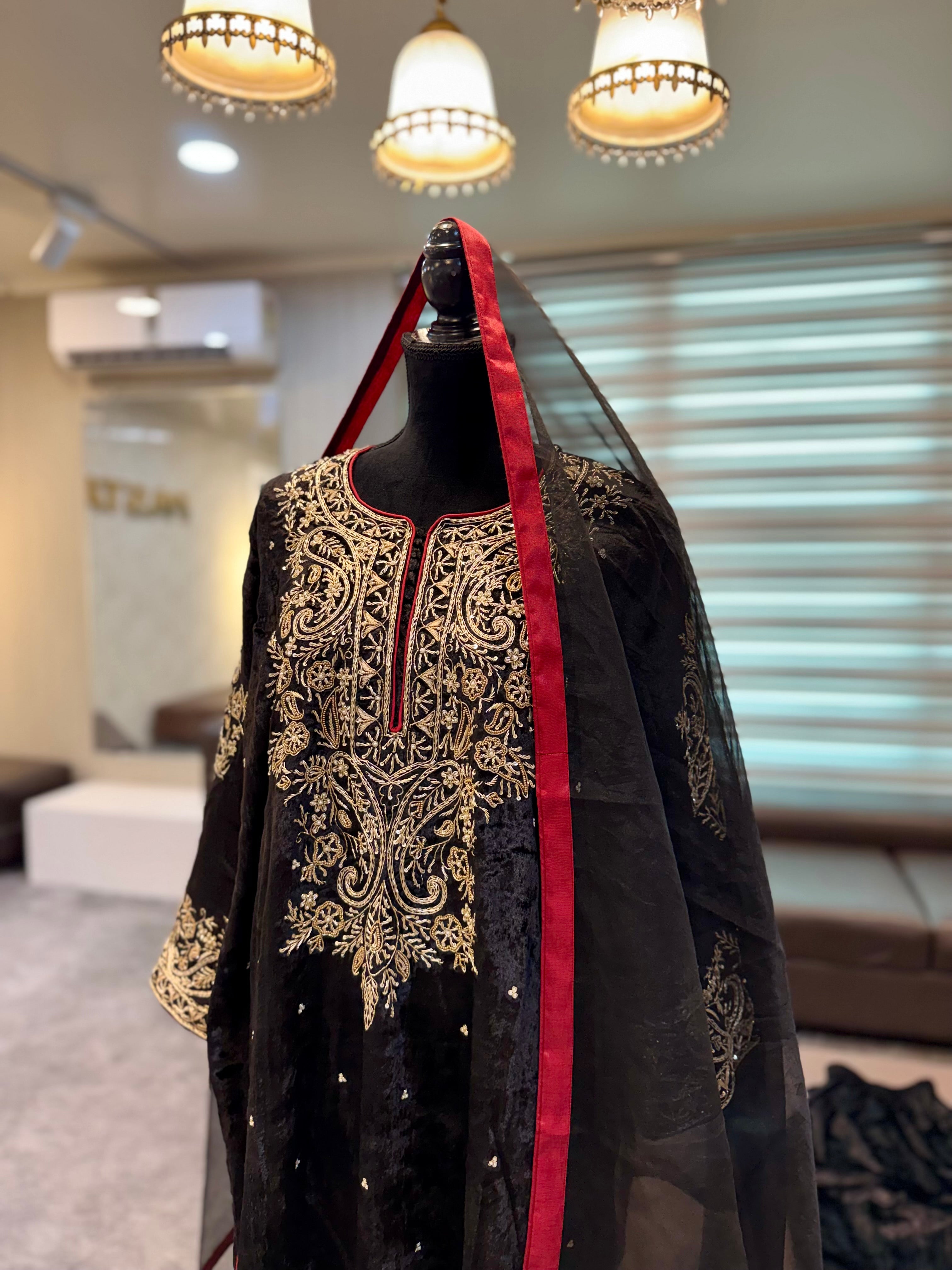 Velvet 3 piece kurta set pbks126