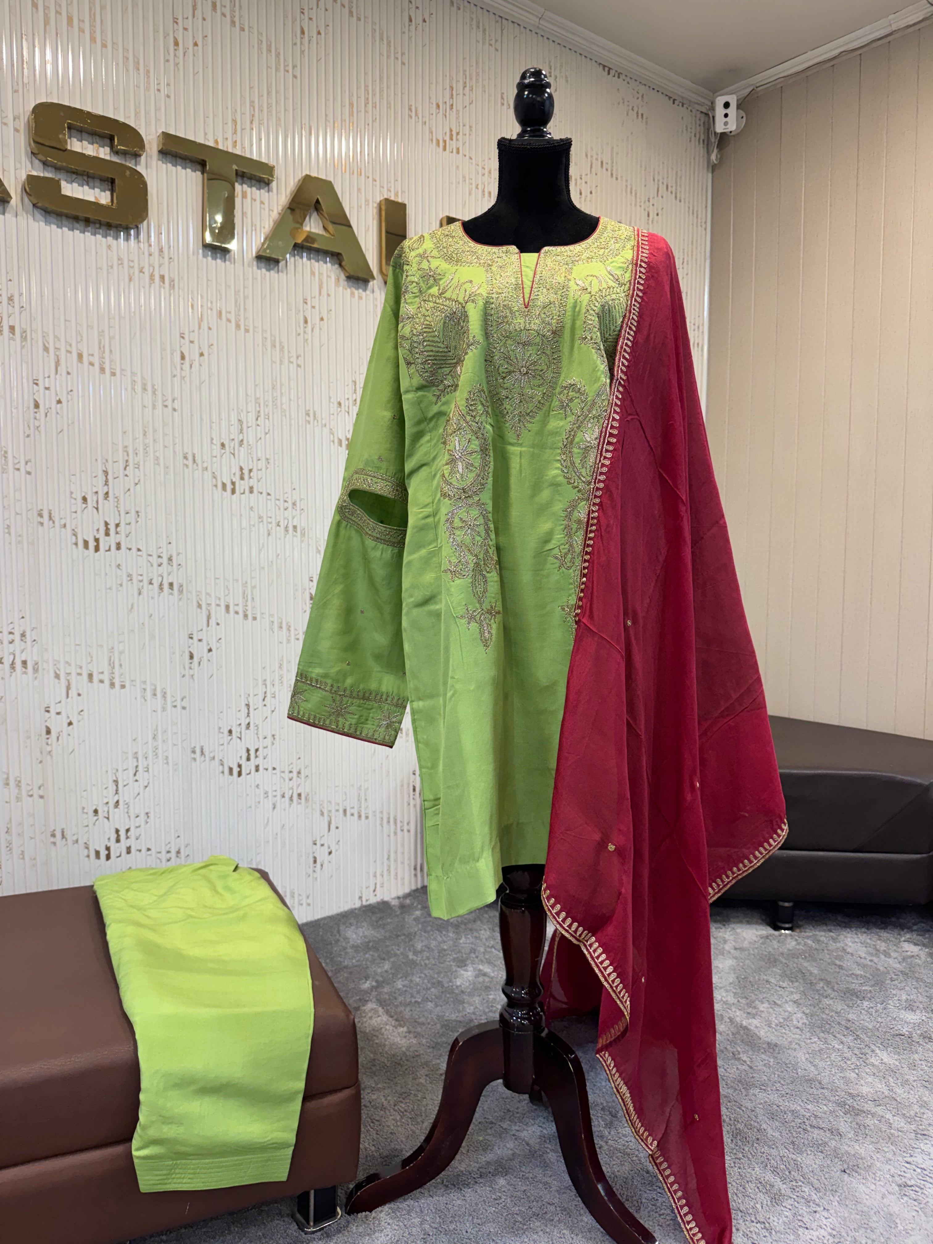 Puresilk 3 pc qorab pheran set
