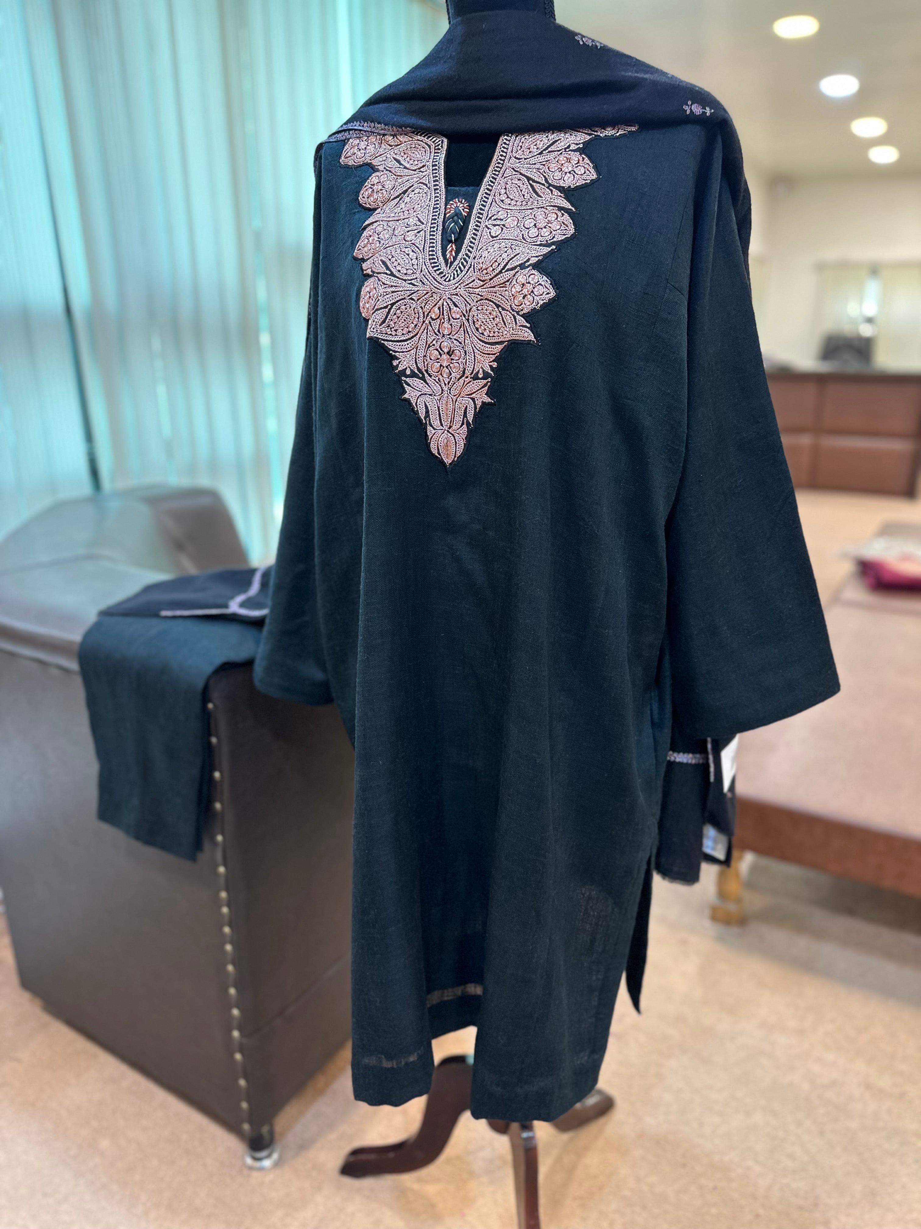 Purepashmina blend 2 piece pheran set pwb489