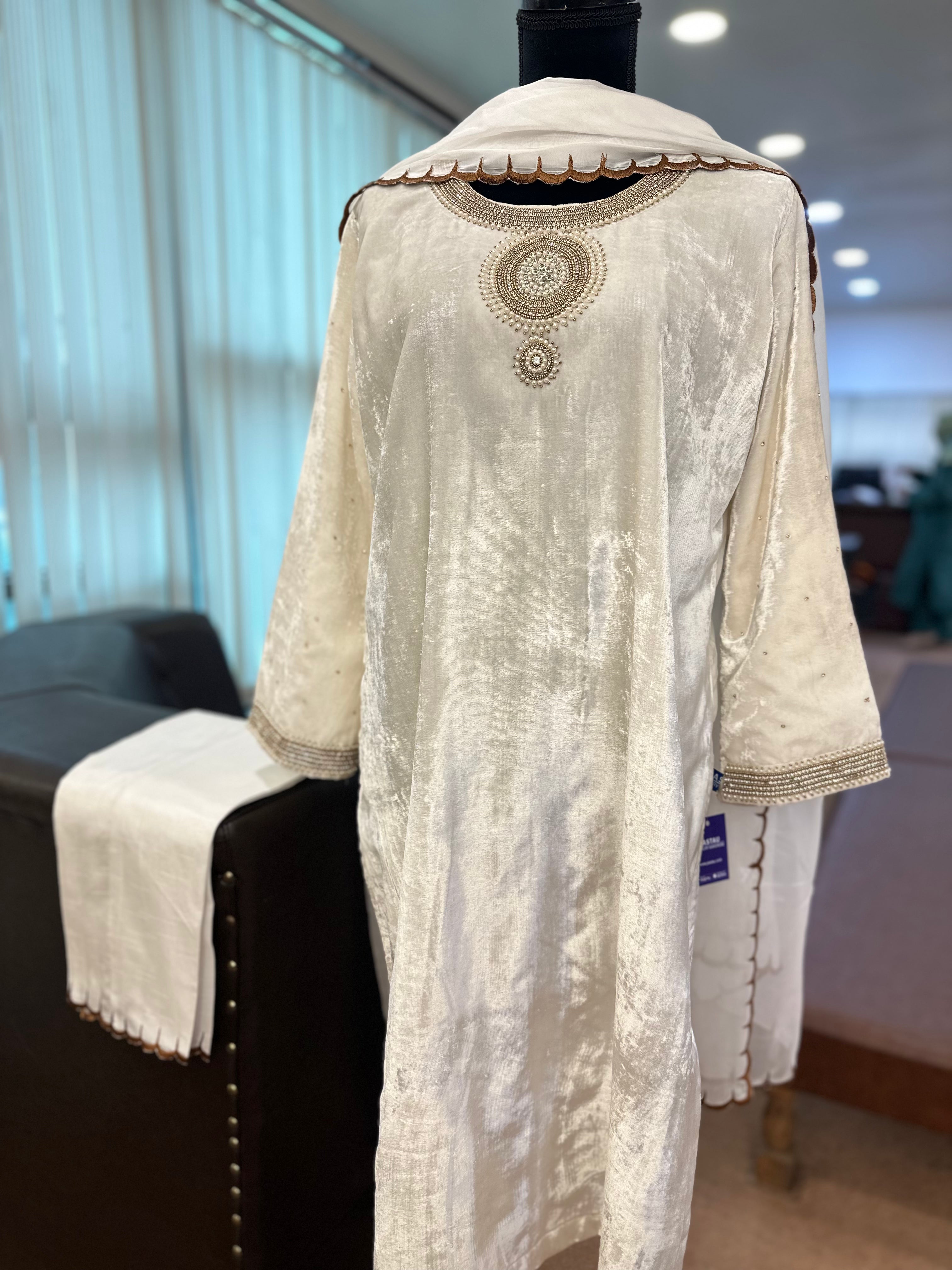 Velvet kurta set pbks761