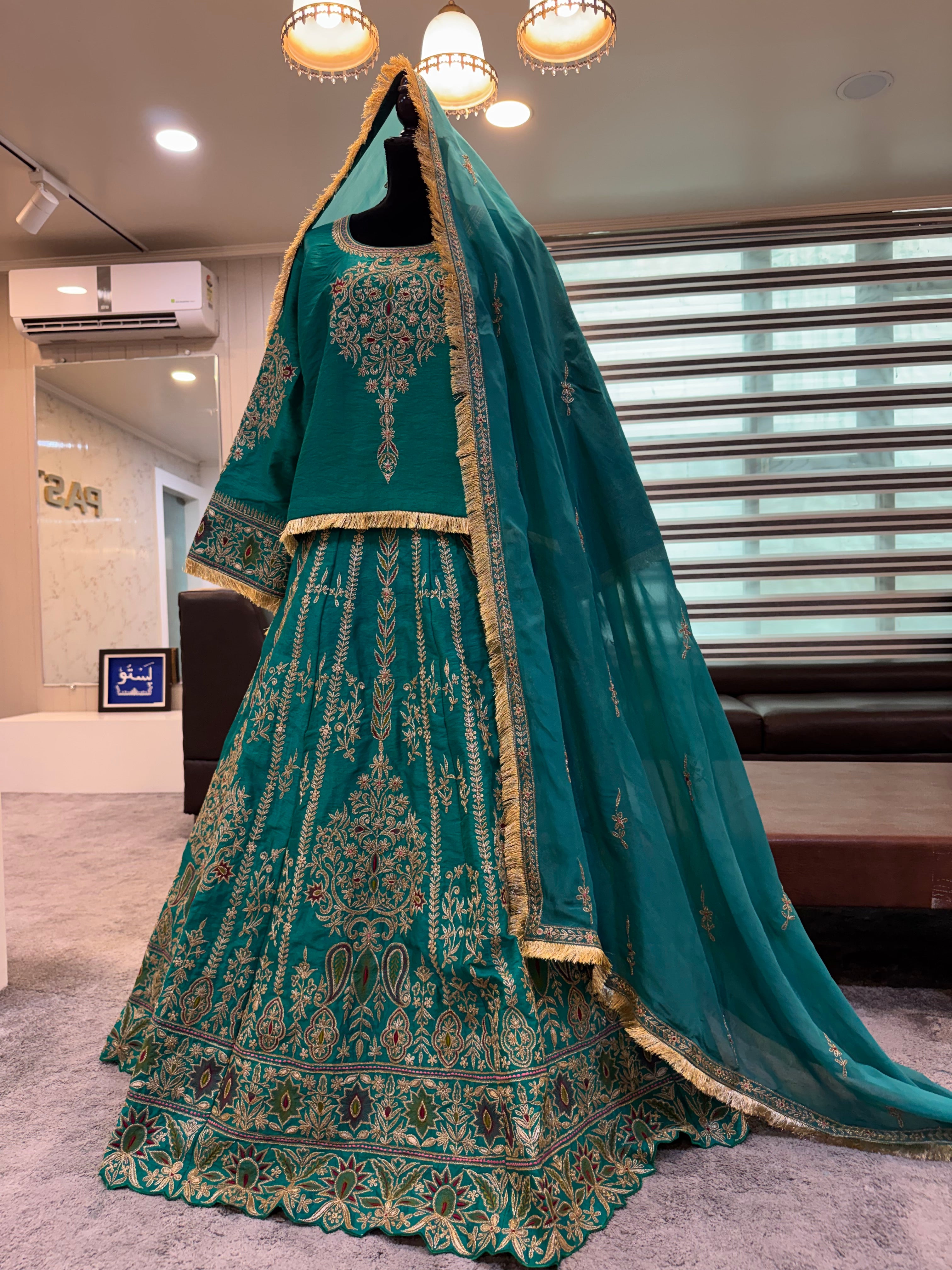 Kashmiri tilla work lehanga