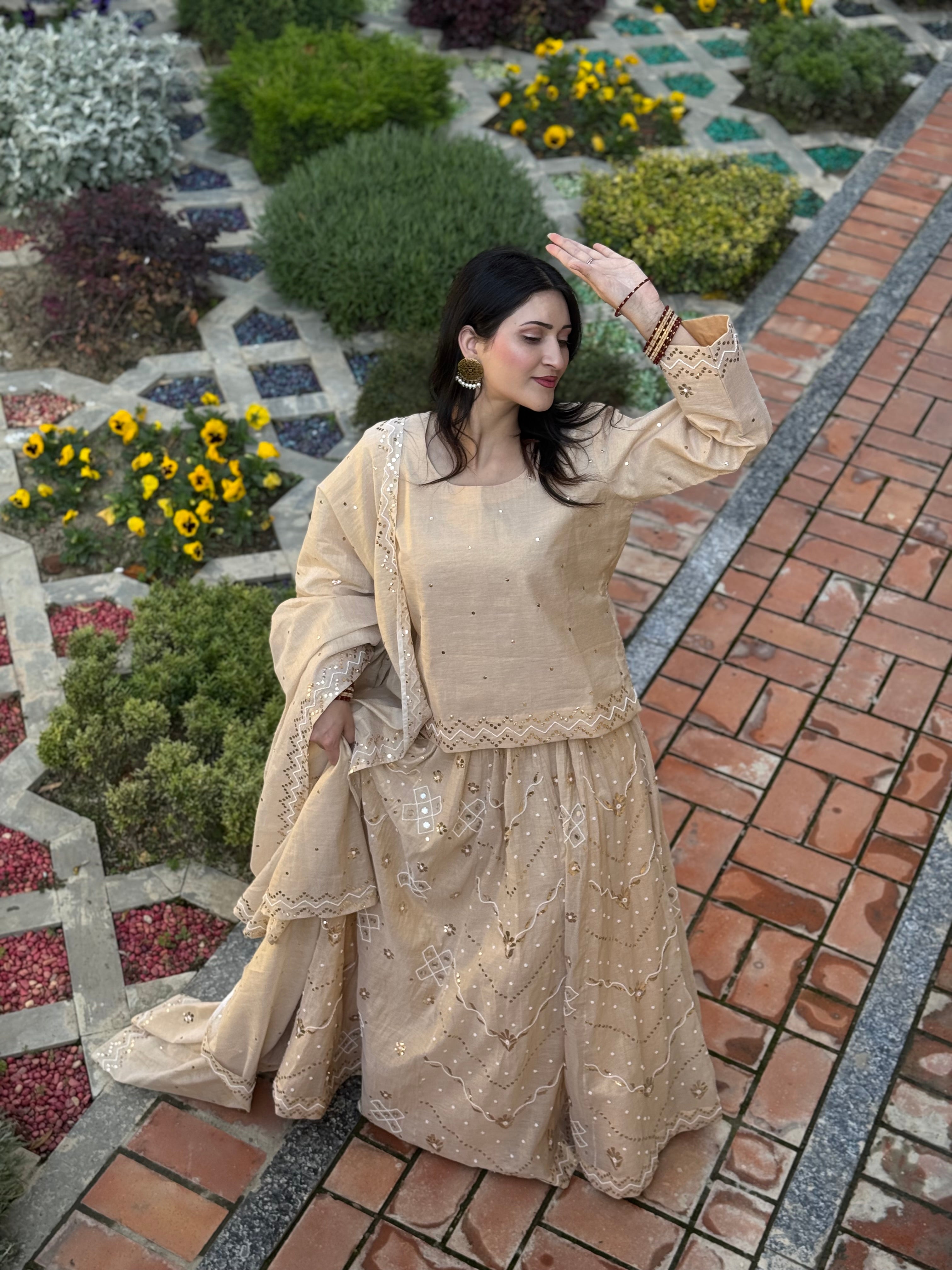 Handembroidered chanderi lehanga set