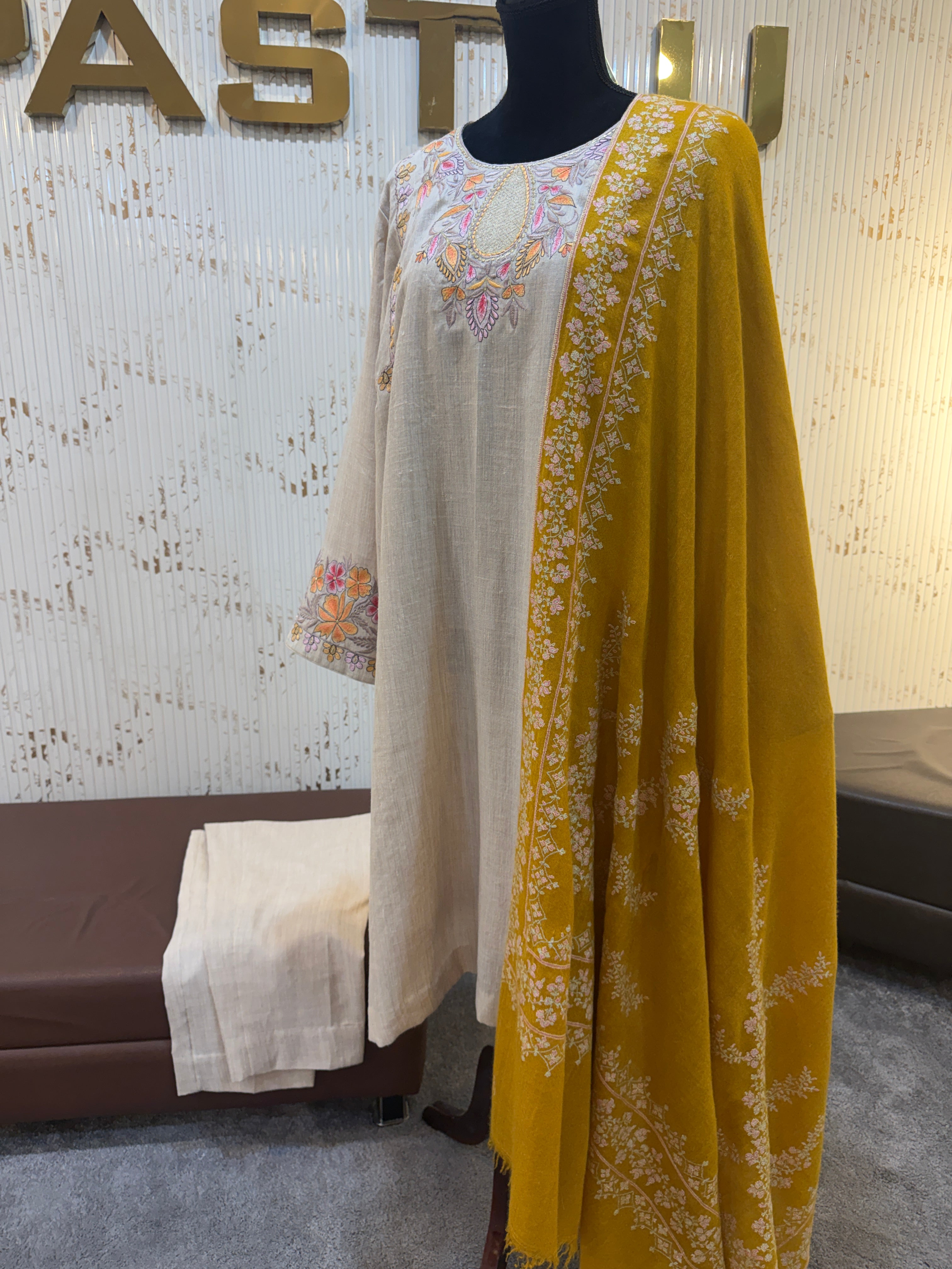 Purepashmina blend kurta set pwb635