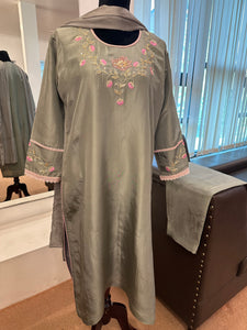 Handwork upada silk 3 piece suit pbks794