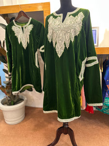 Velvet pheran