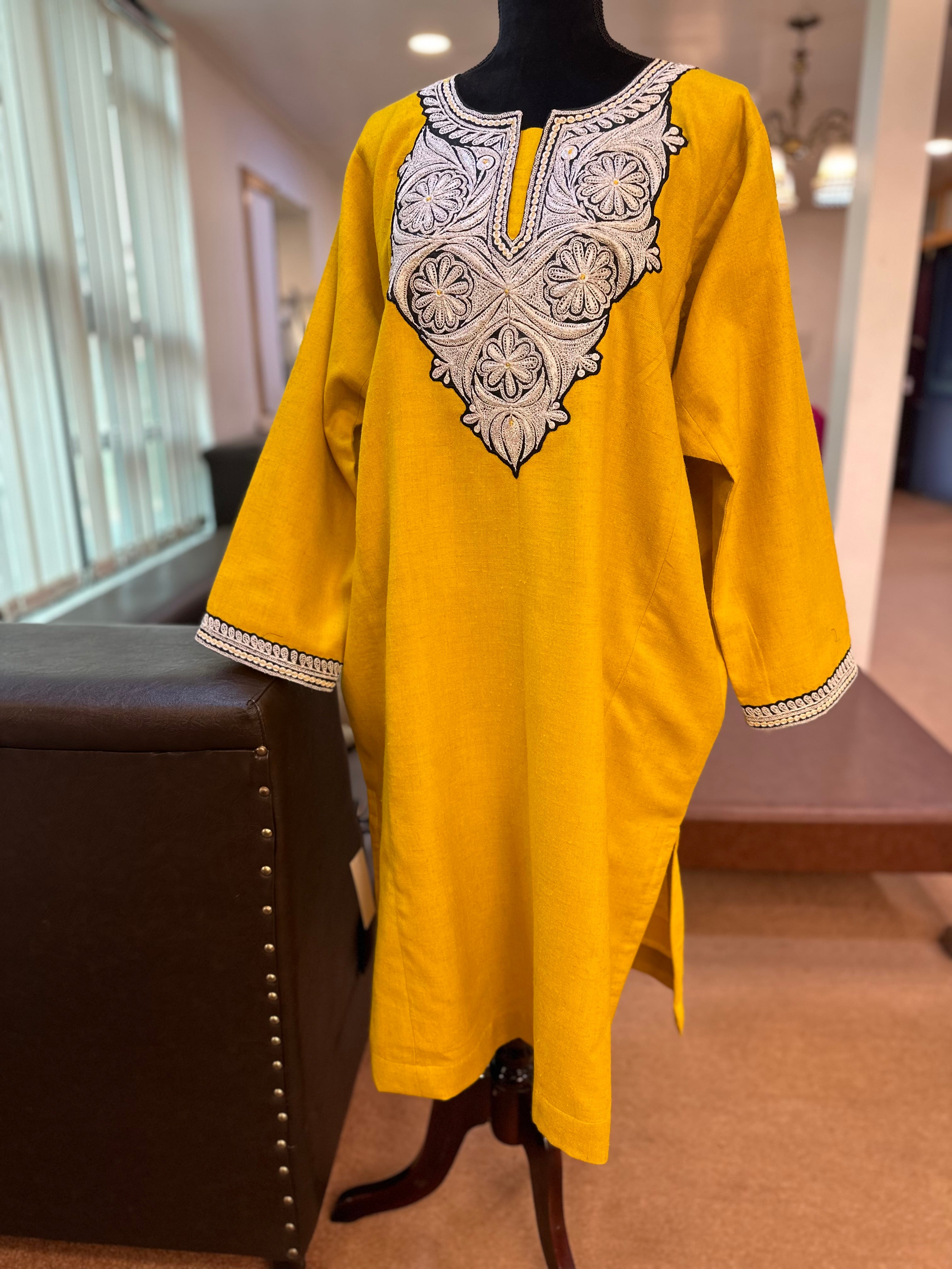 Raw merino wool pheran mtks681