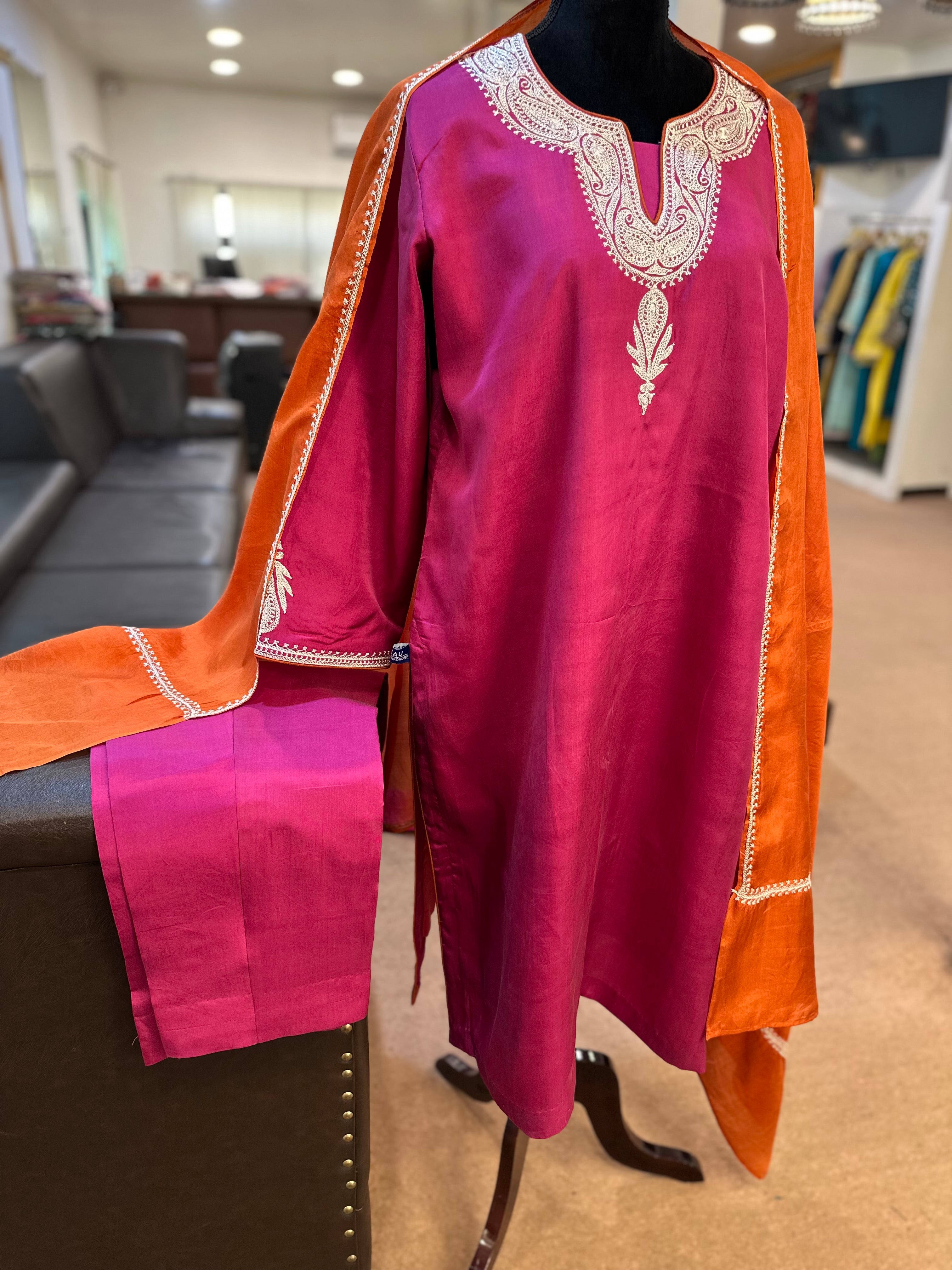 Puresilk handtilla suit 3 piece