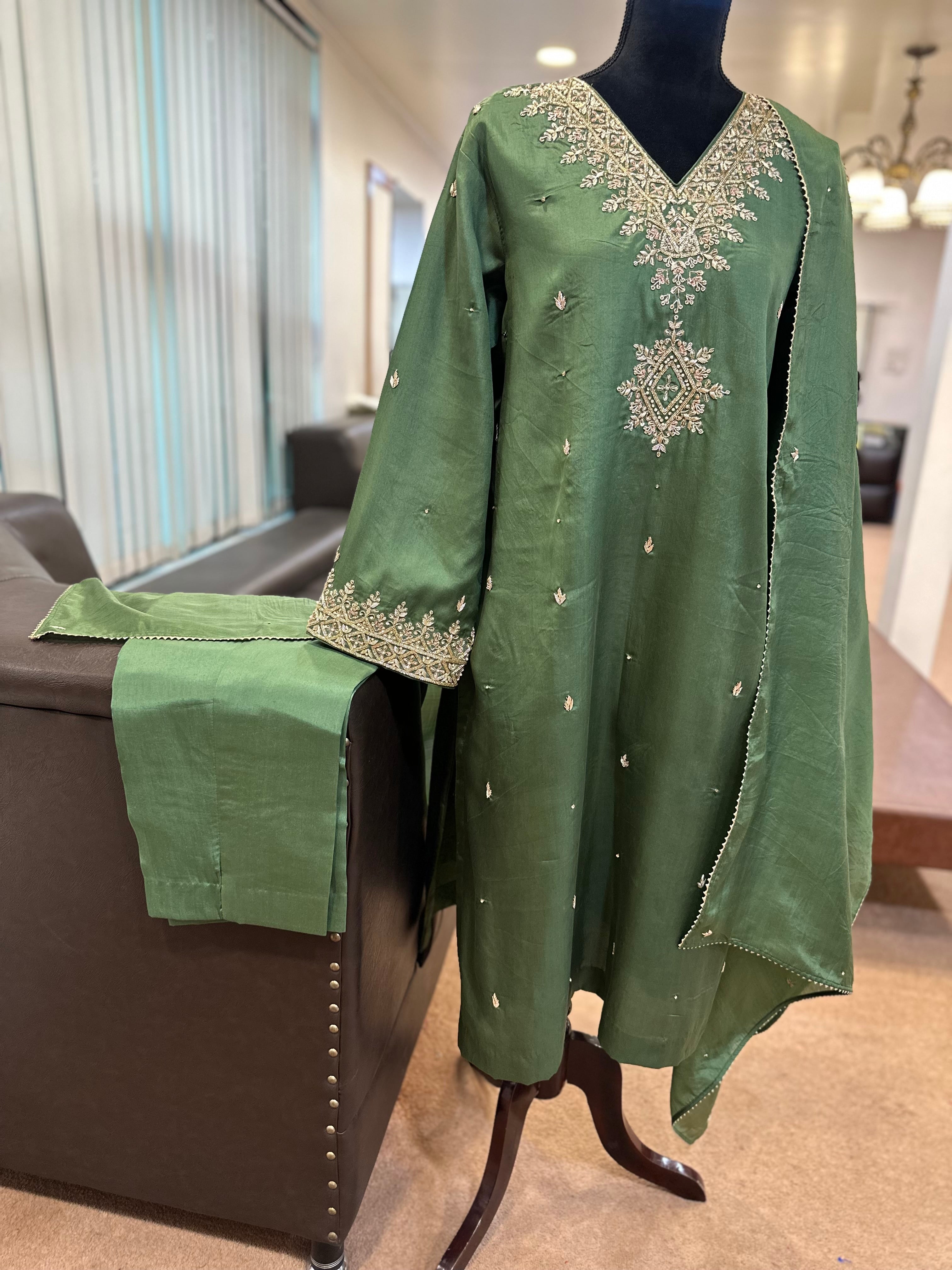 Puresilk 3 piece kurta set pbks118