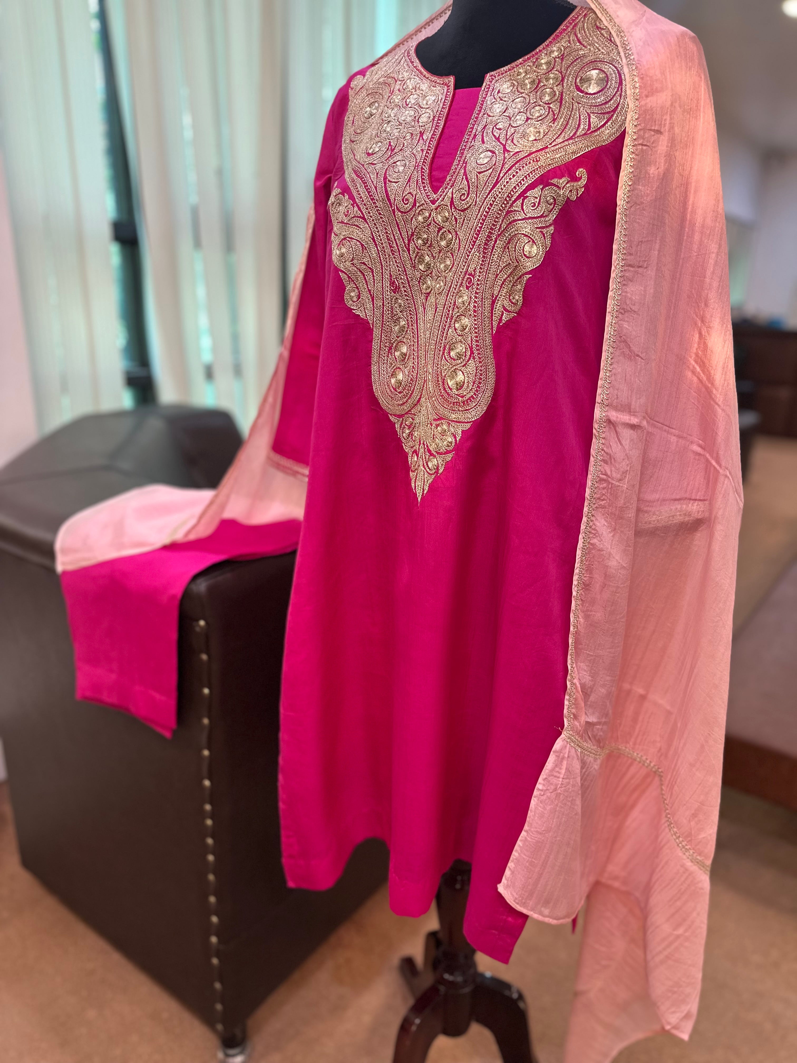 Handtilla puresilk 3 piece suit