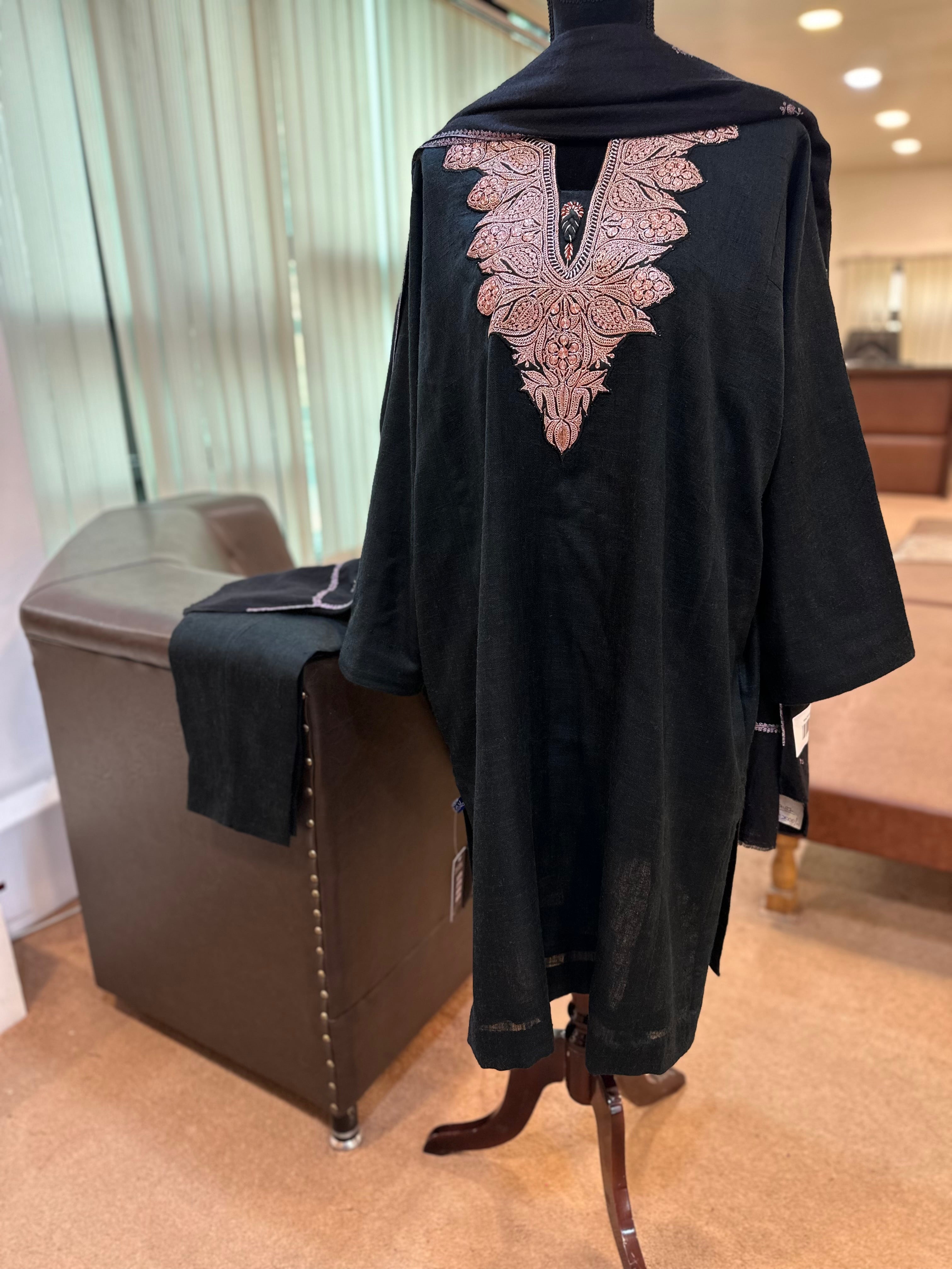 Purepashmina blend 2 piece pheran set pwb489