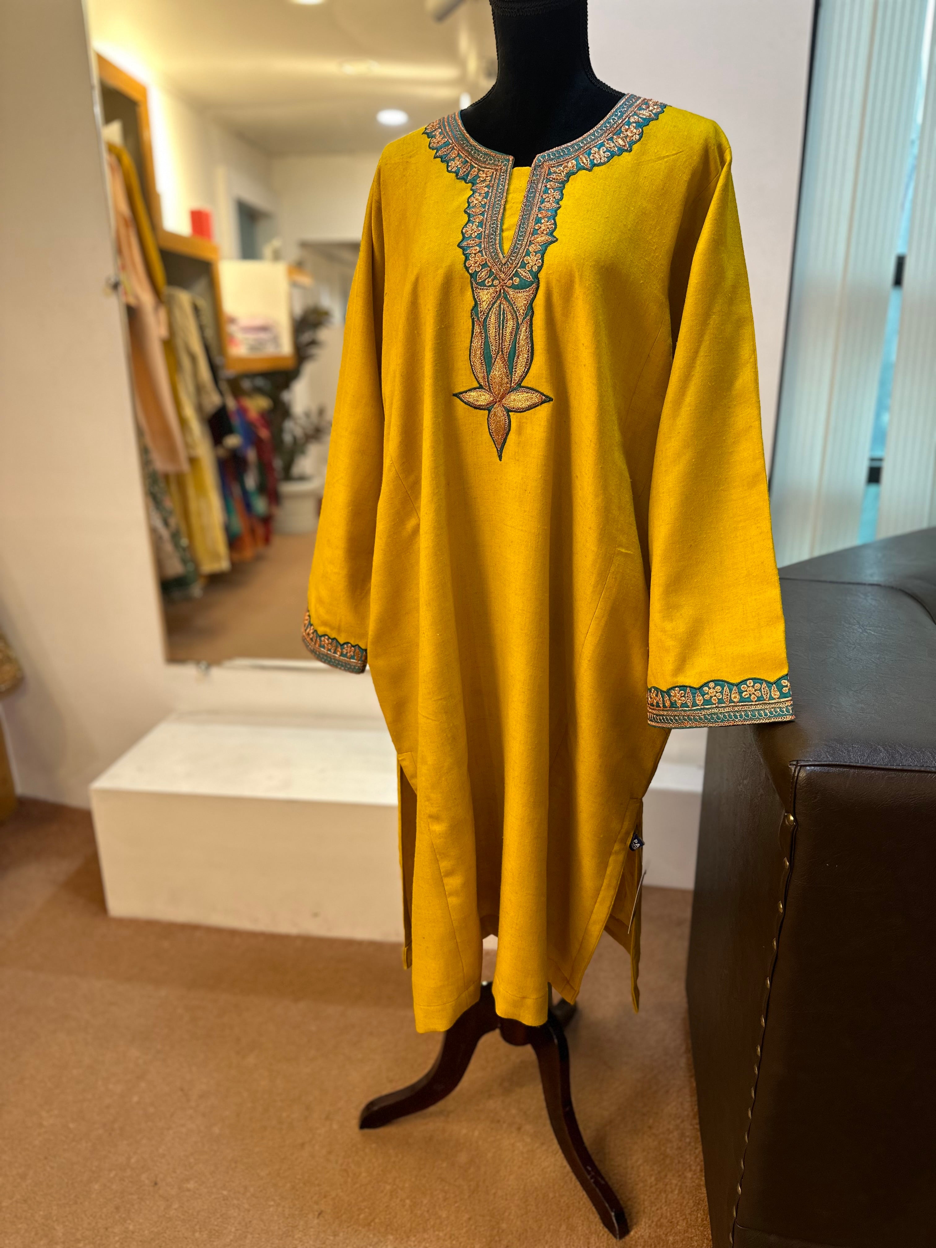 Raw merino wool pheran MTKS687