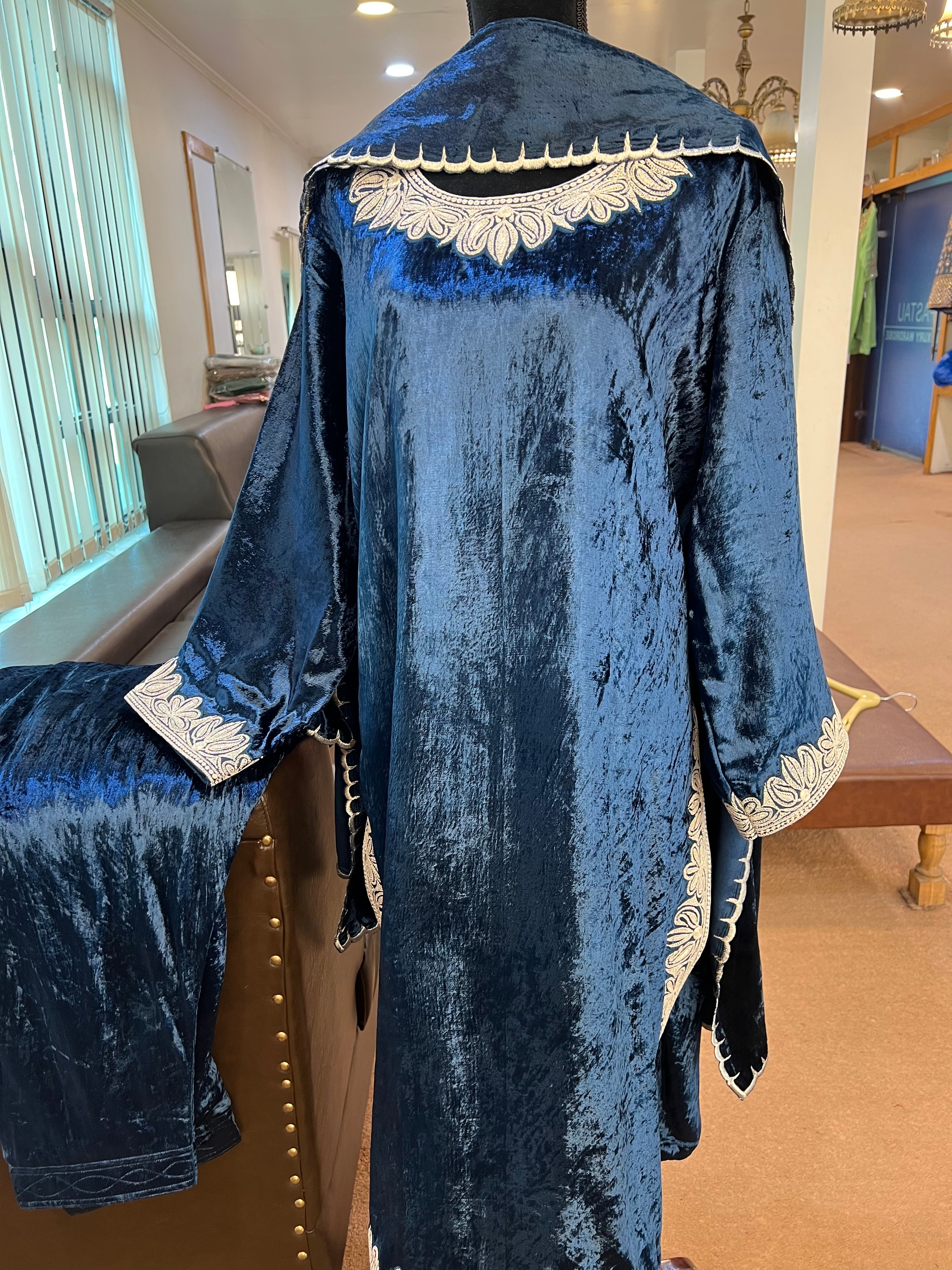 Velvet dress 3pc stitched