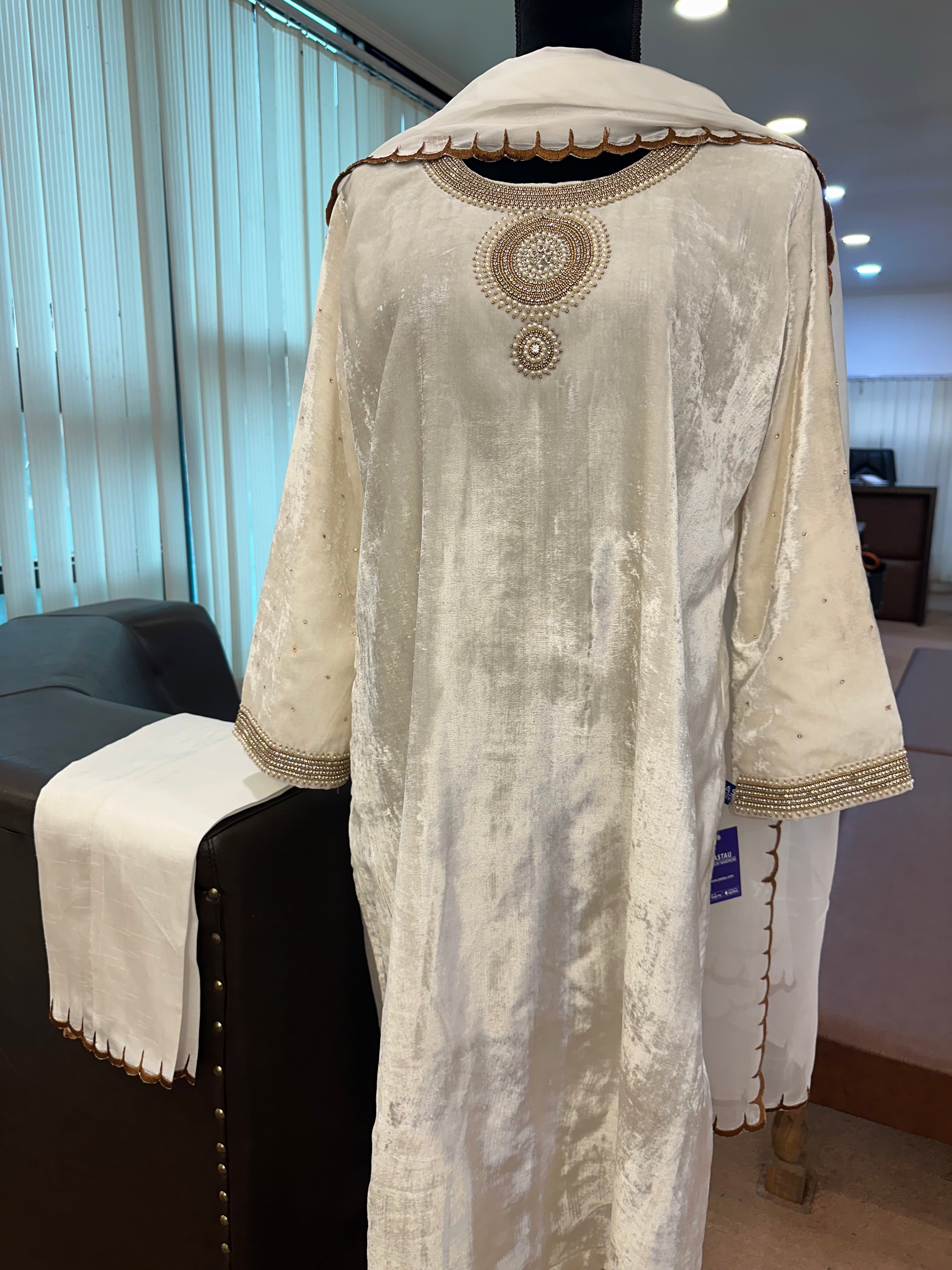 Velvet kurta set pbks761