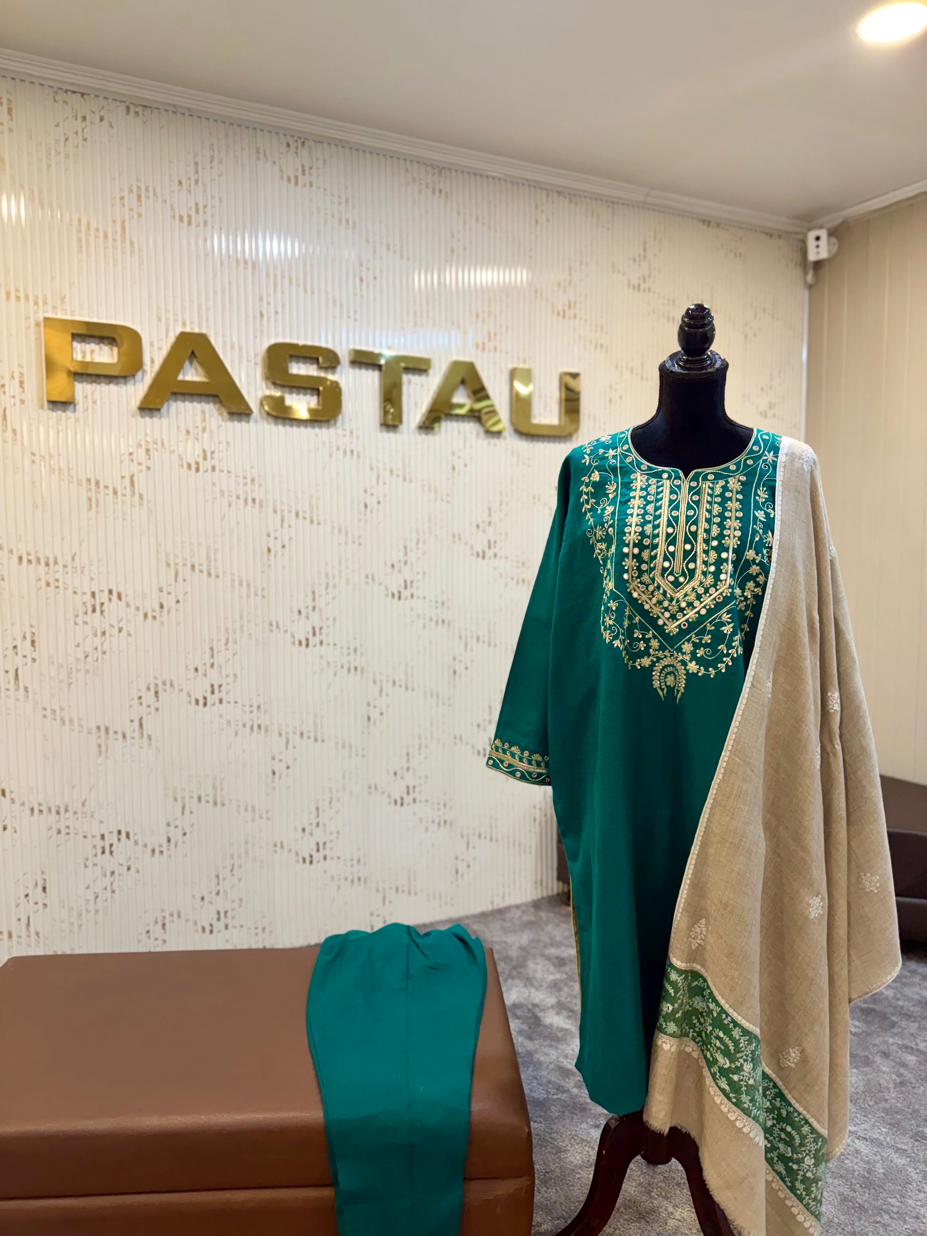 Purepashmina blend pheran pwb527