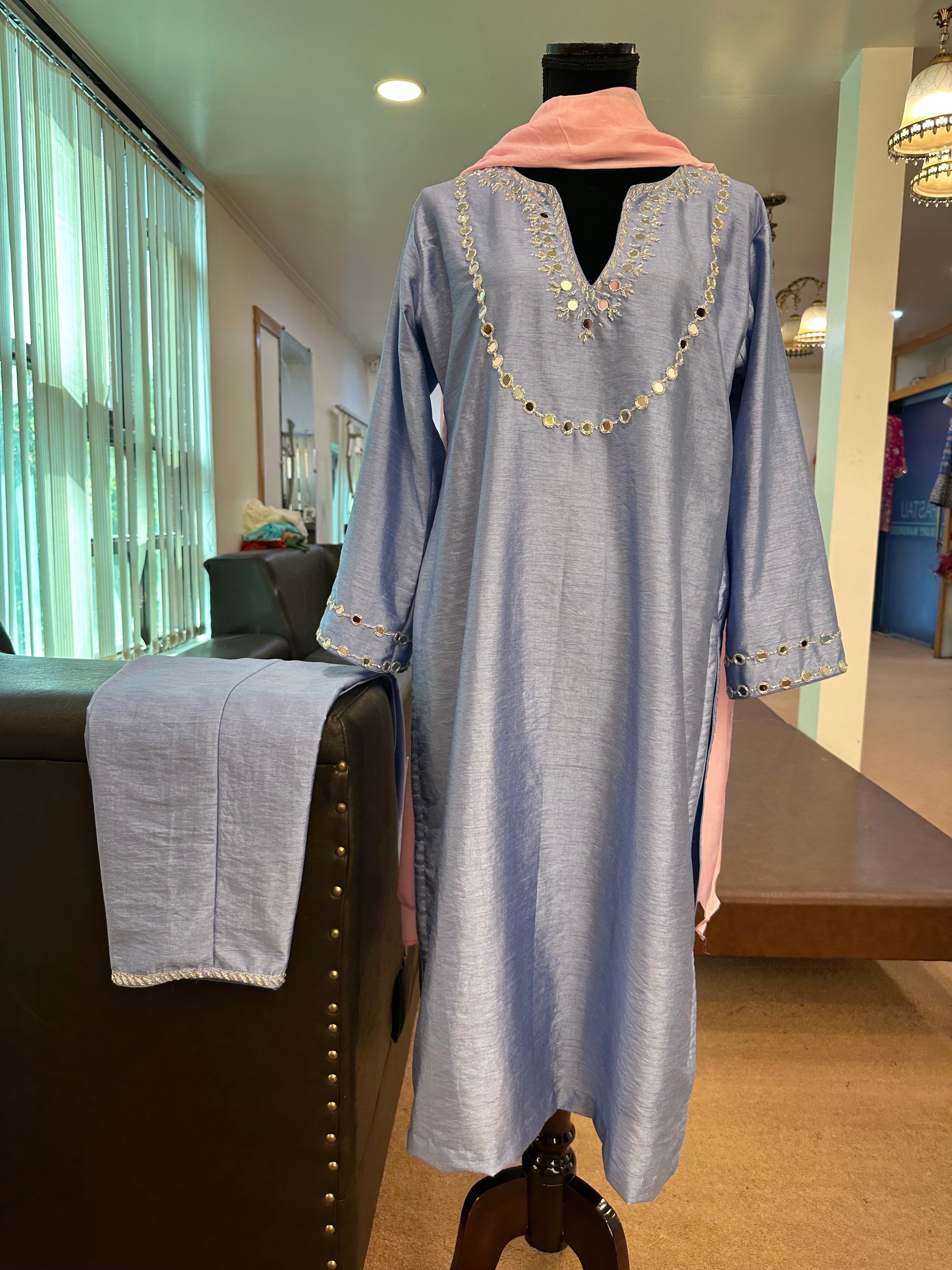 Embroidered kurta set