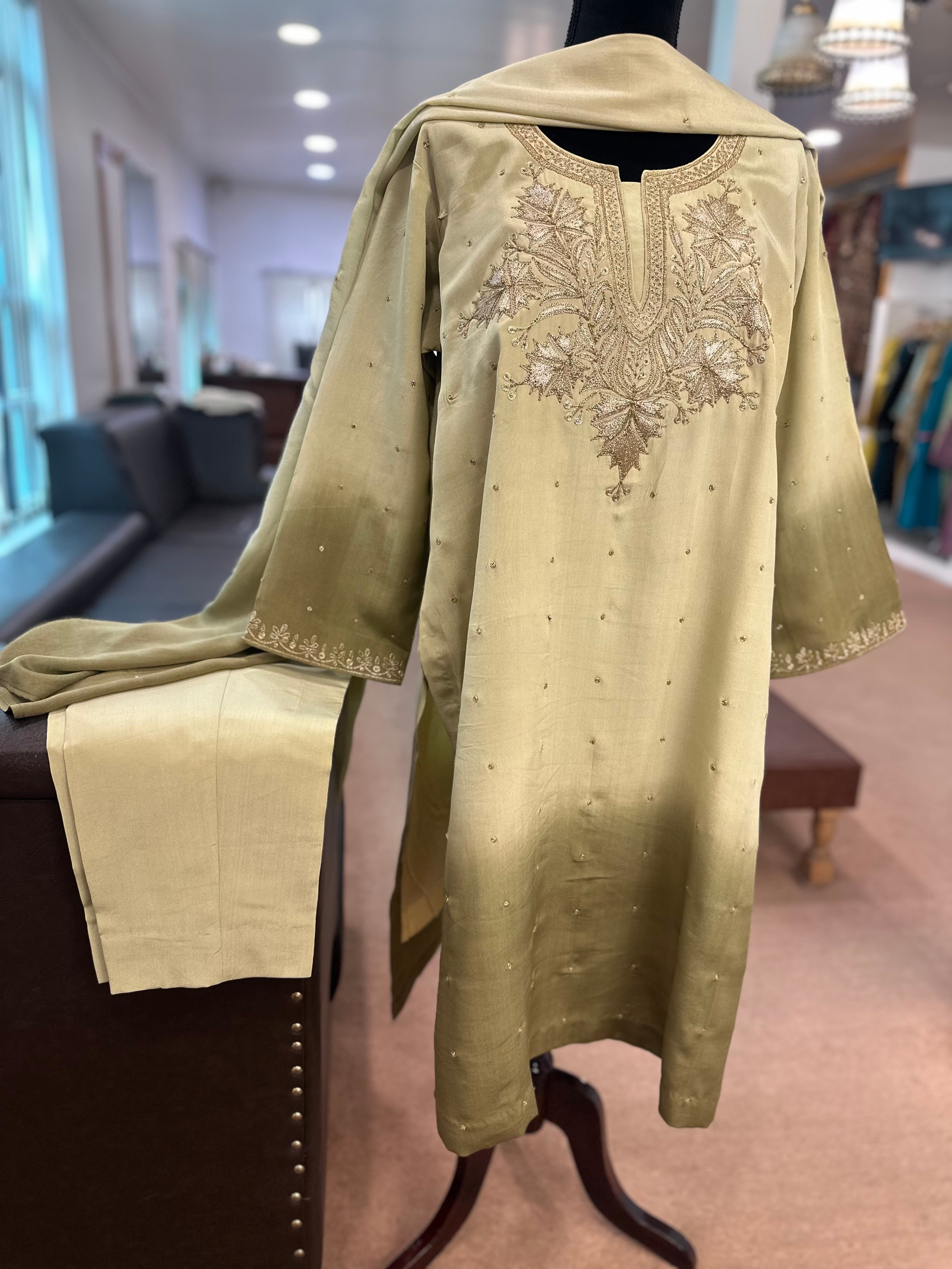 Purecrepe tillawork kurta set mtks814