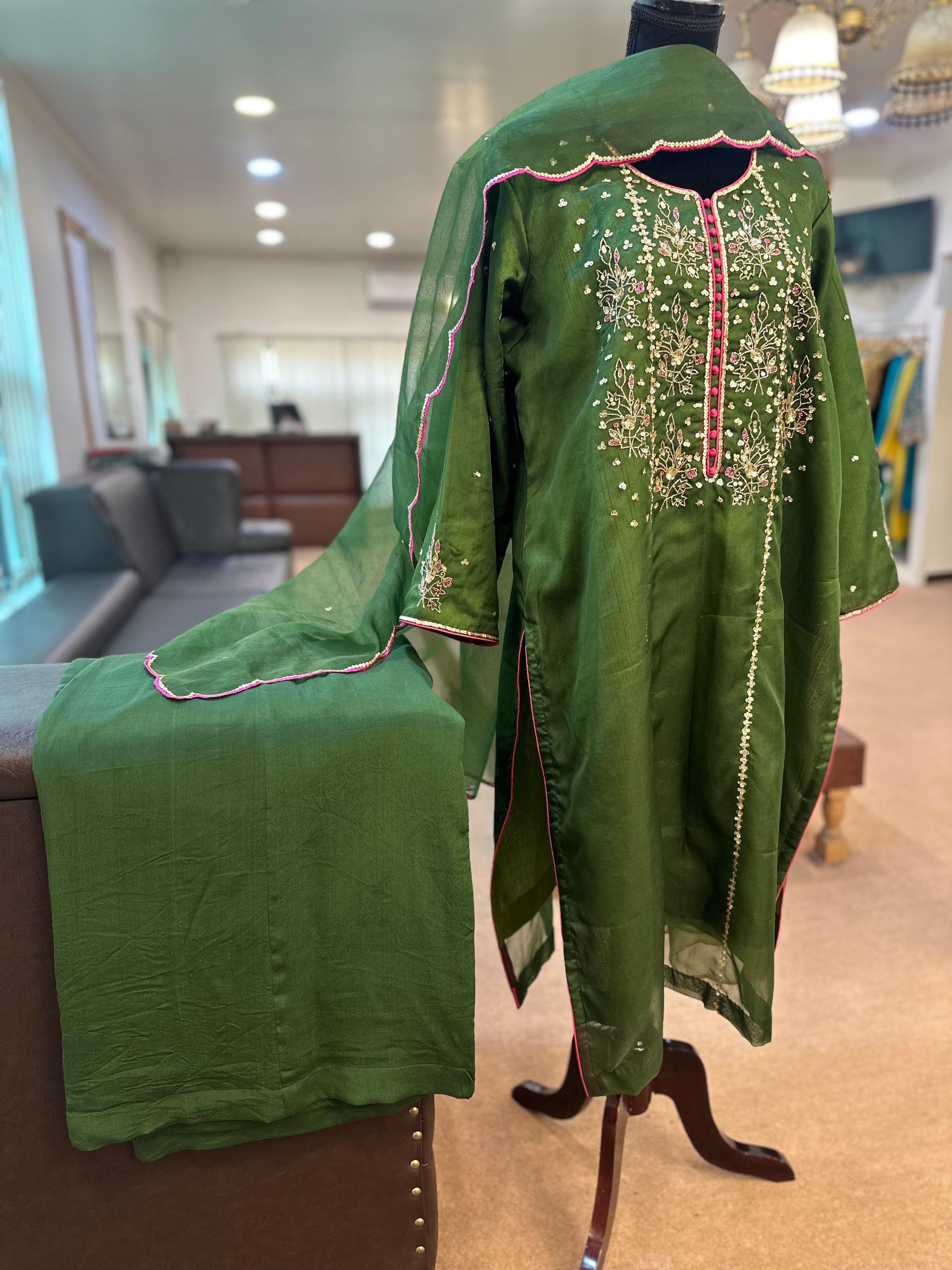 Handwork organza suit 3 piece