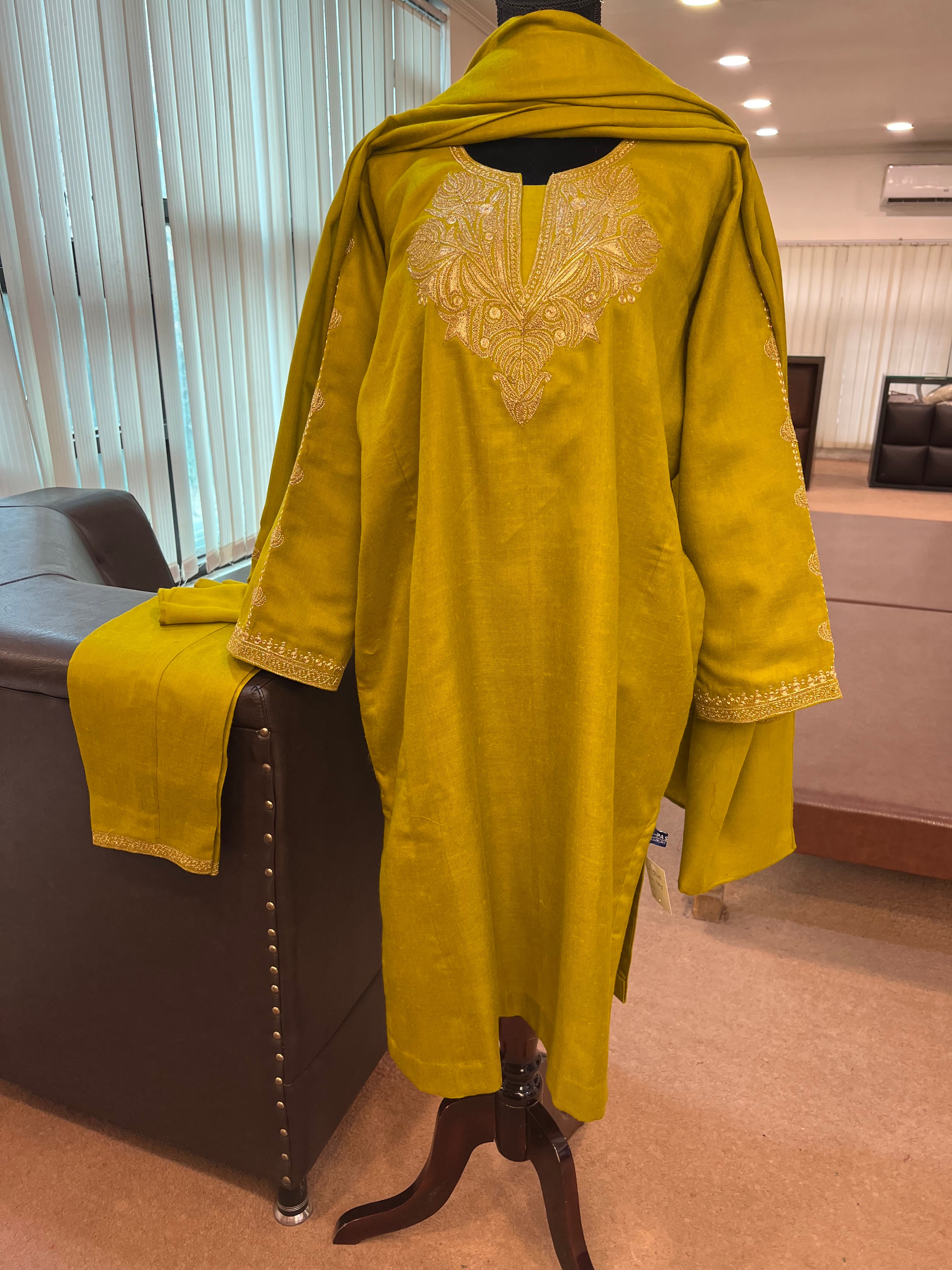 Pure pashmina blend 3pc pheran set pwb405