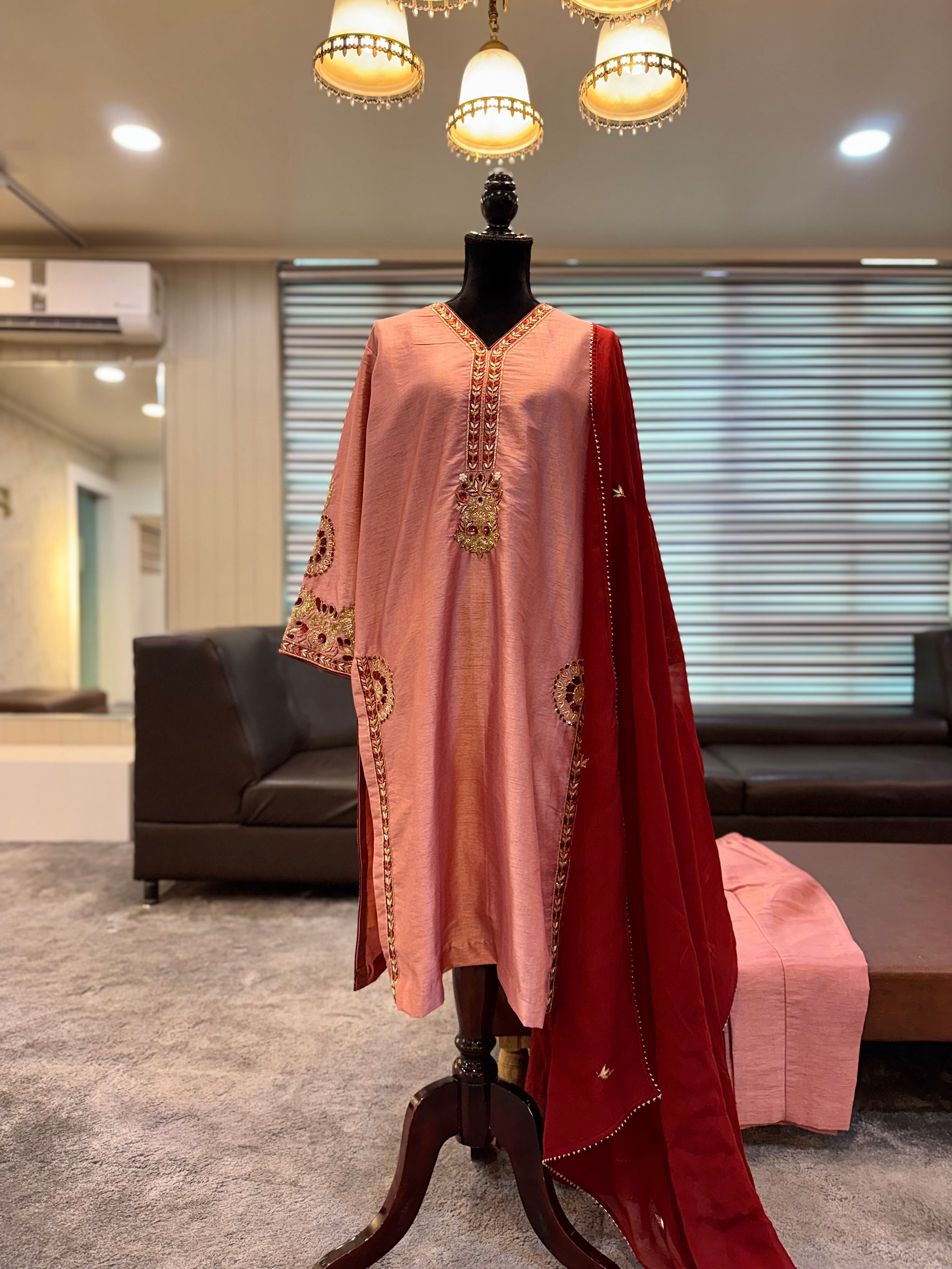 Handembroidered 3 piece kurta set pbks133