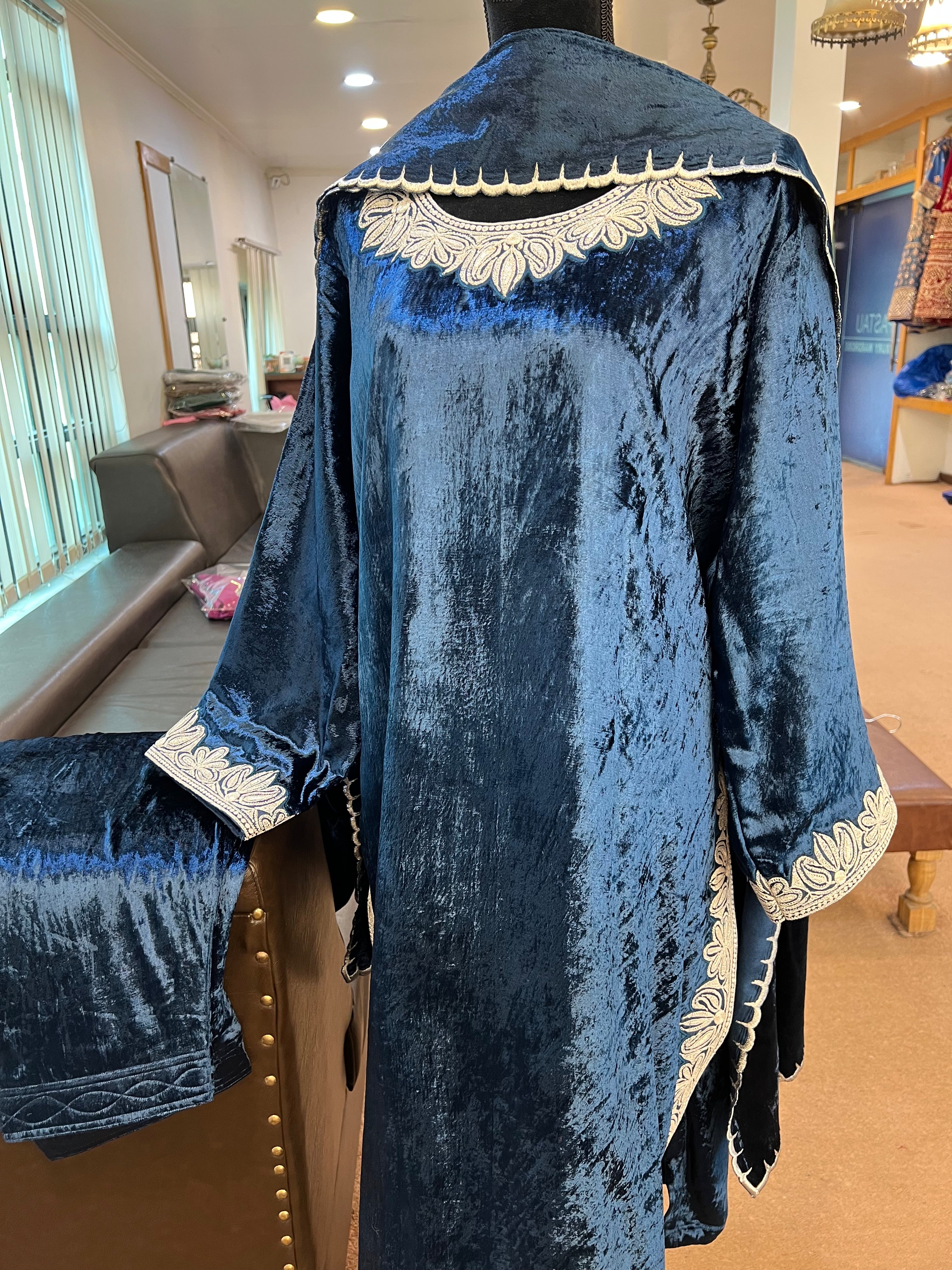 Velvet dress 3pc stitched