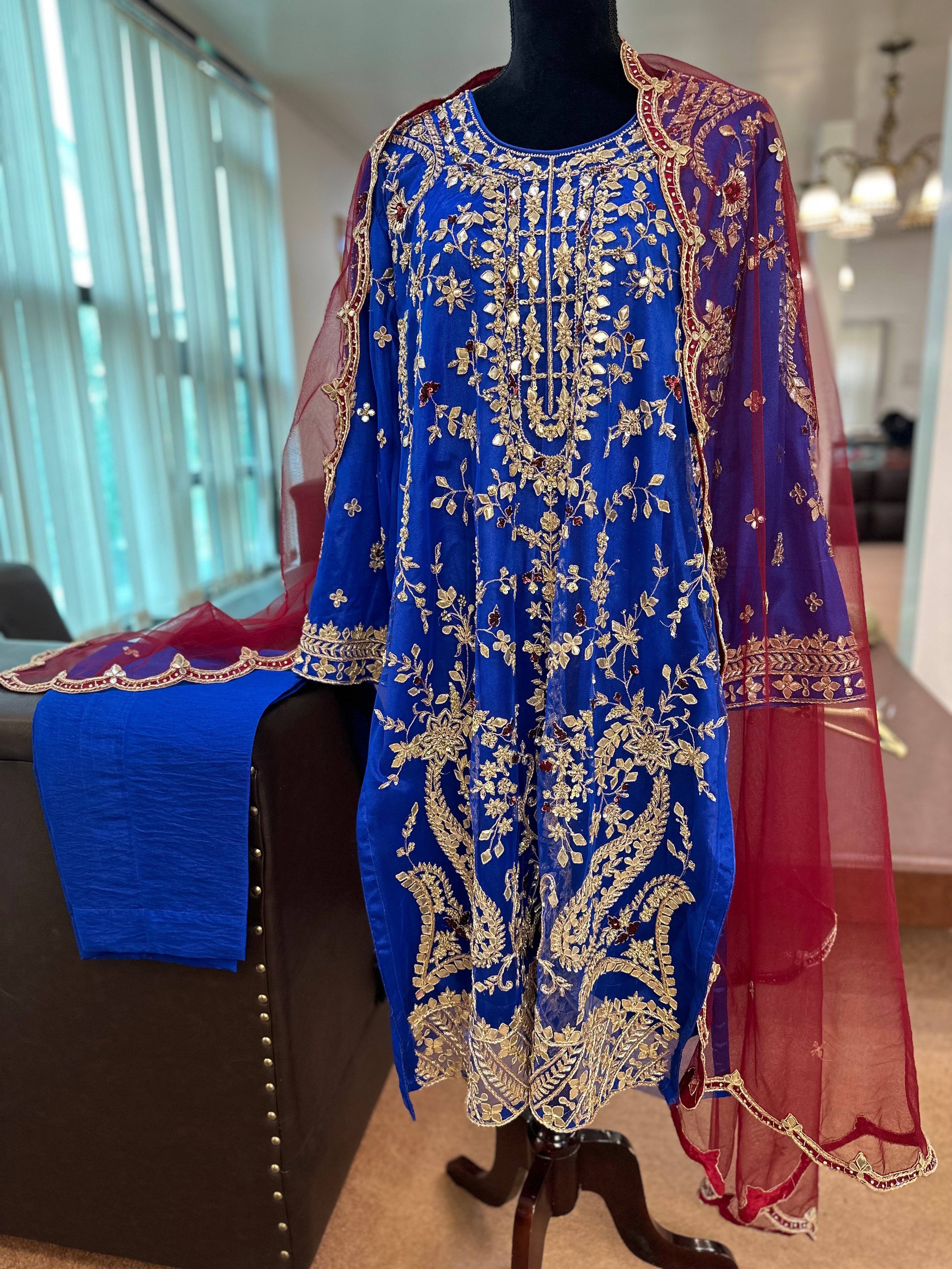 Handembroidered kurta set