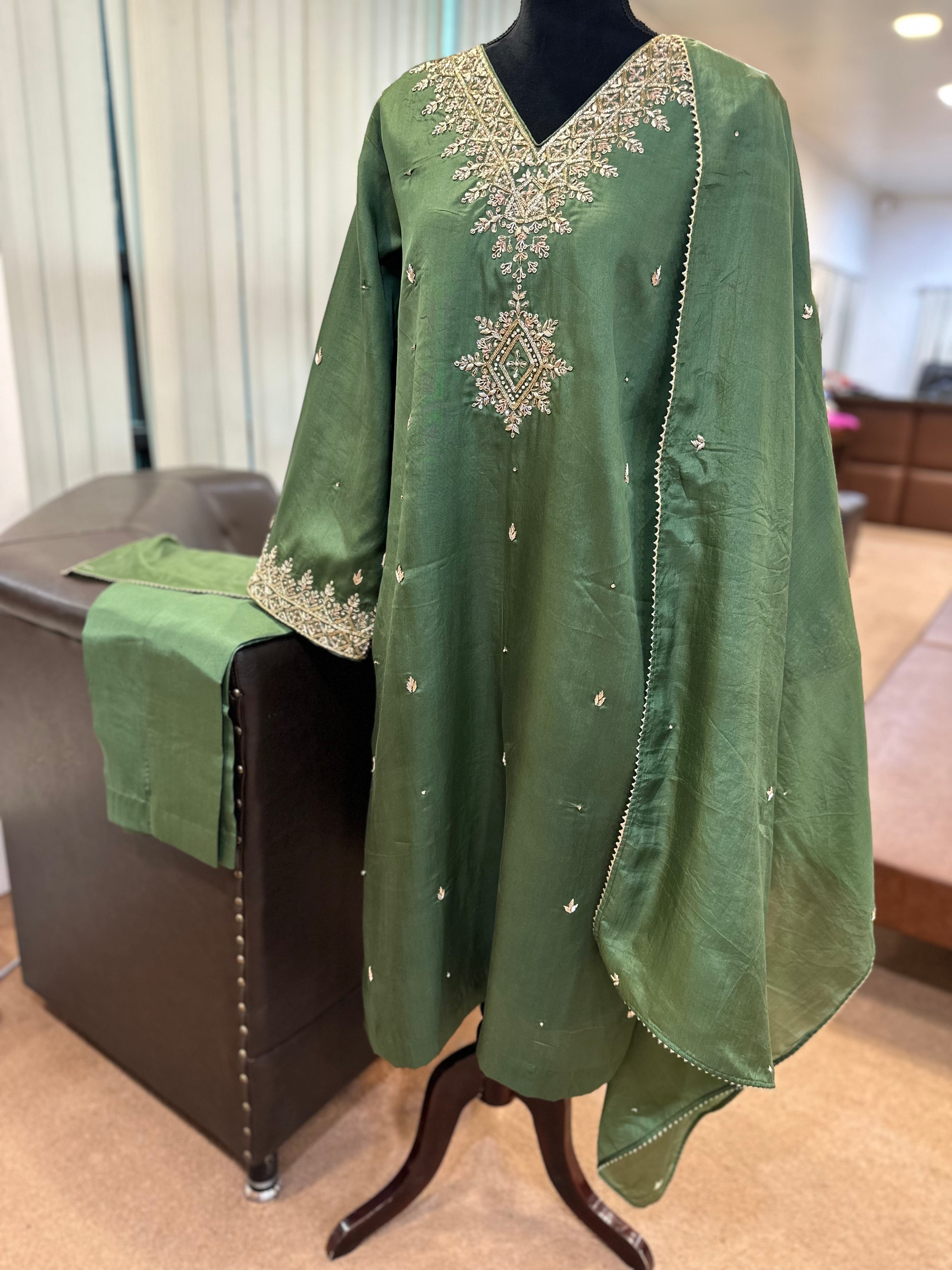 Puresilk 3 piece kurta set pbks118