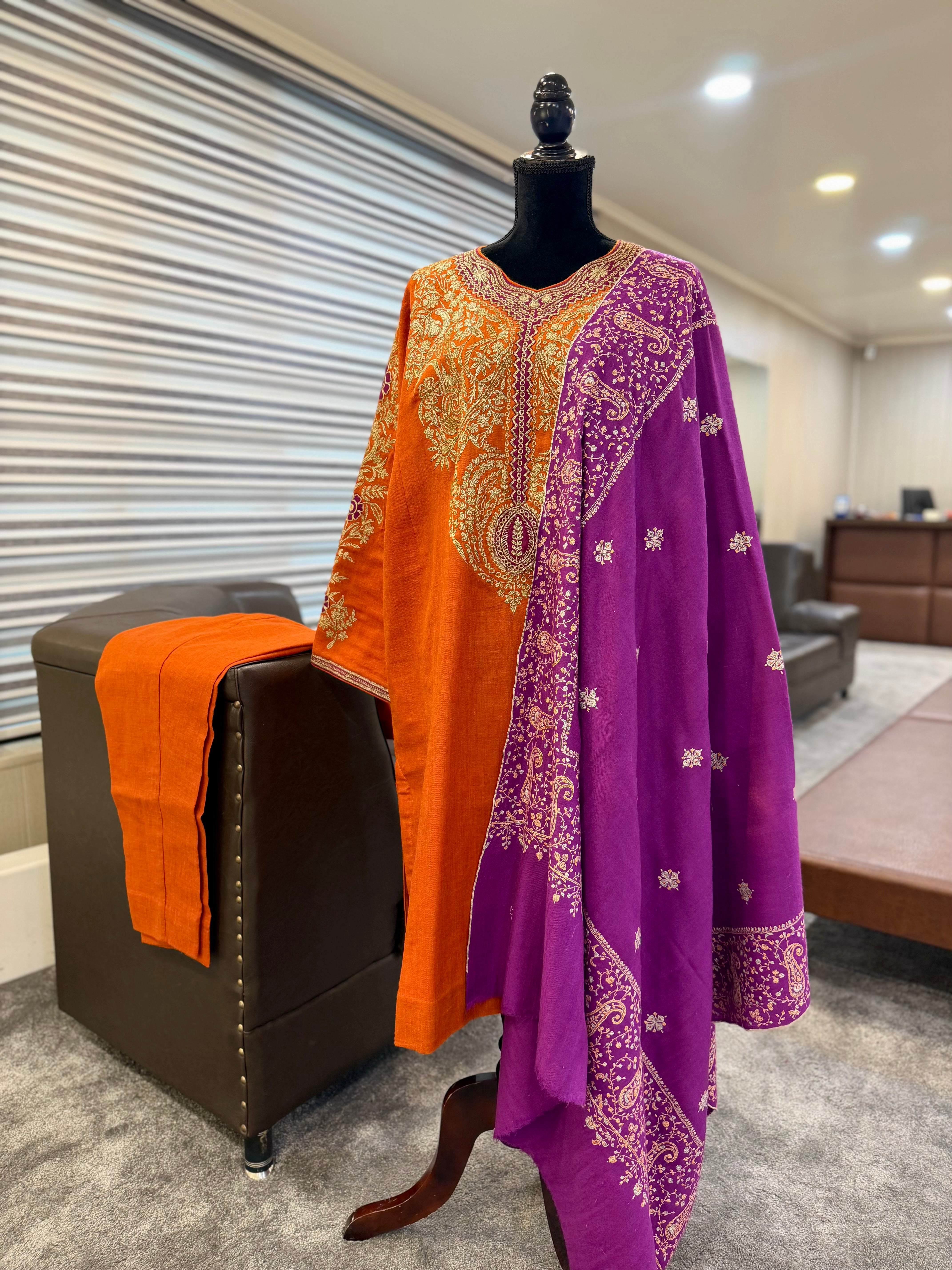 Purepashmina blend 2 piece pheran set Pwb536