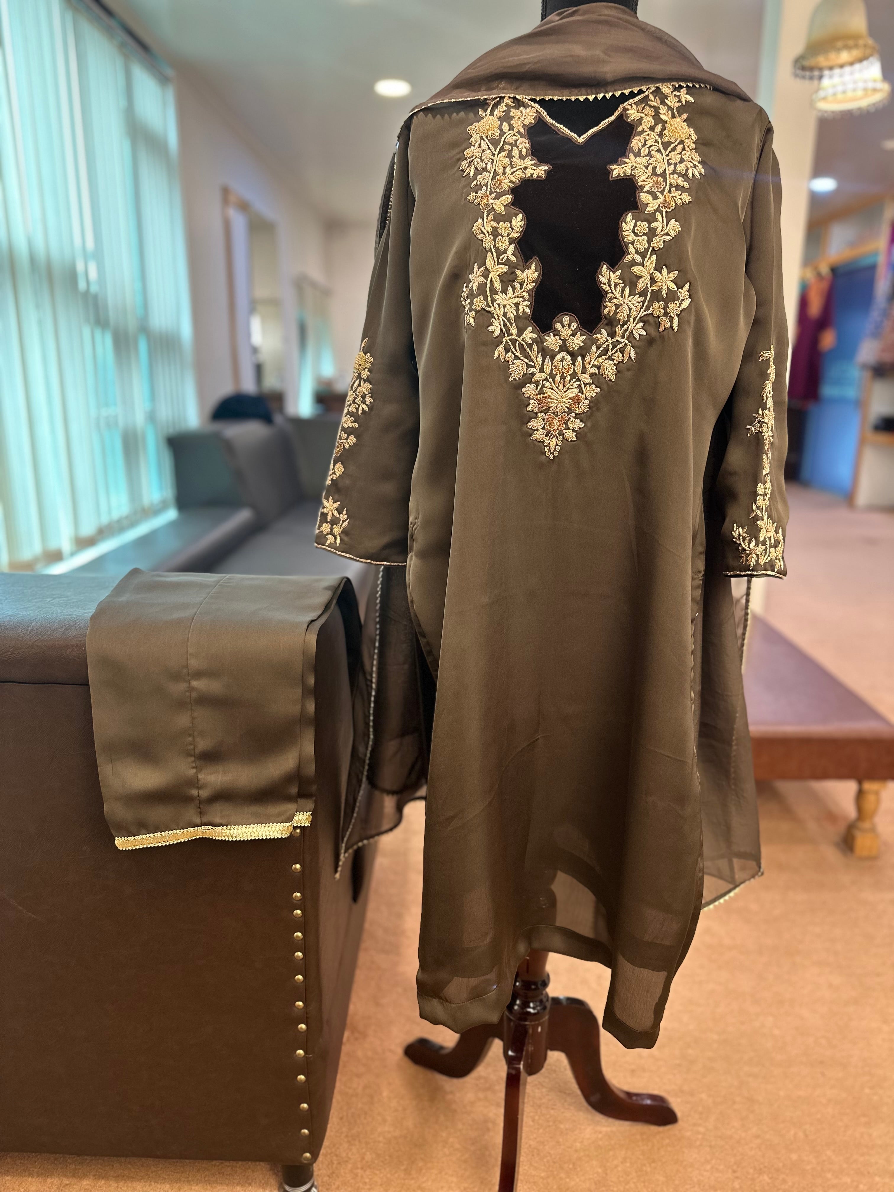 Handwork kurta set pbks823