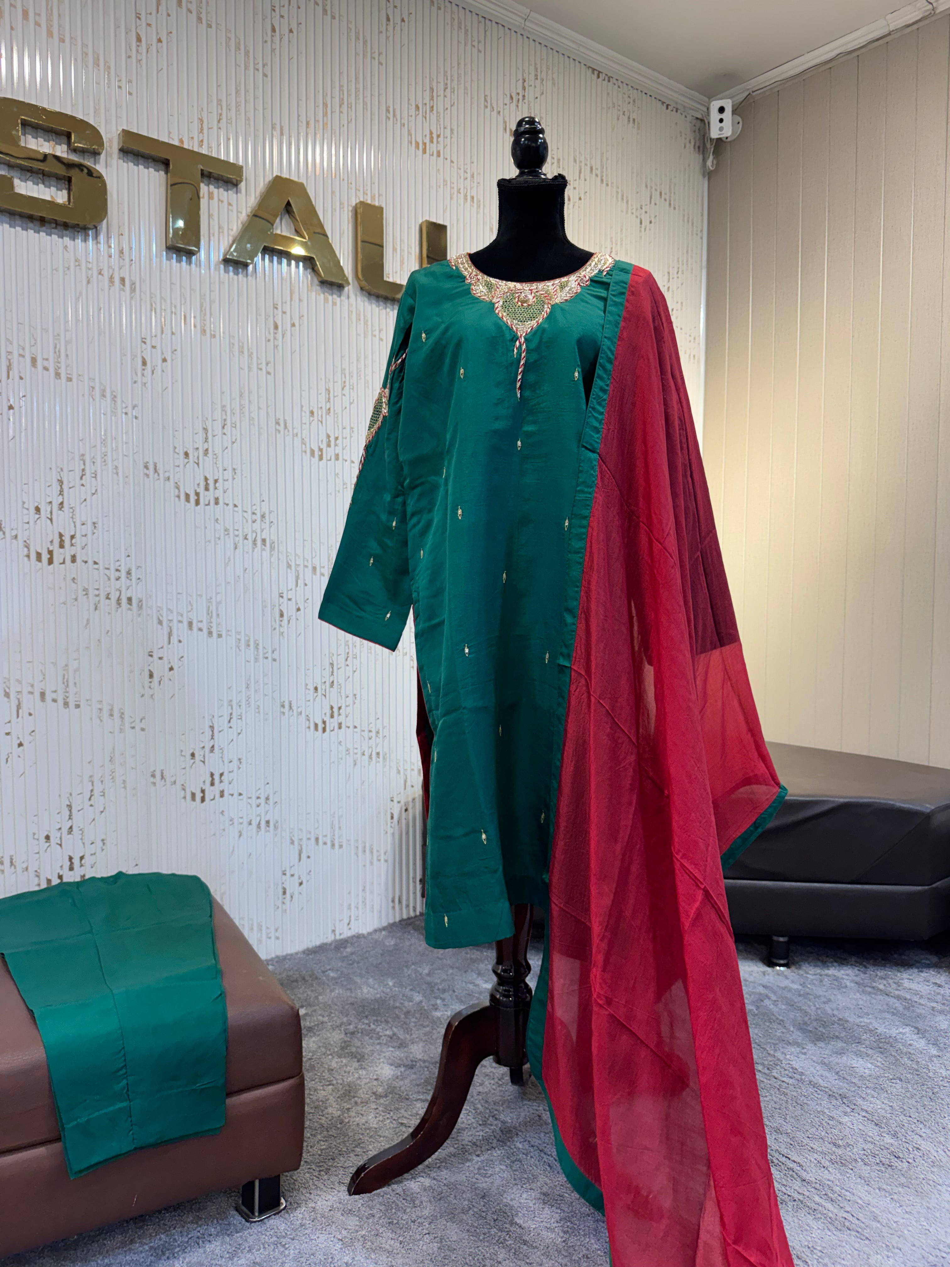 Puresilk handwork 3 pc kurta set pbks161