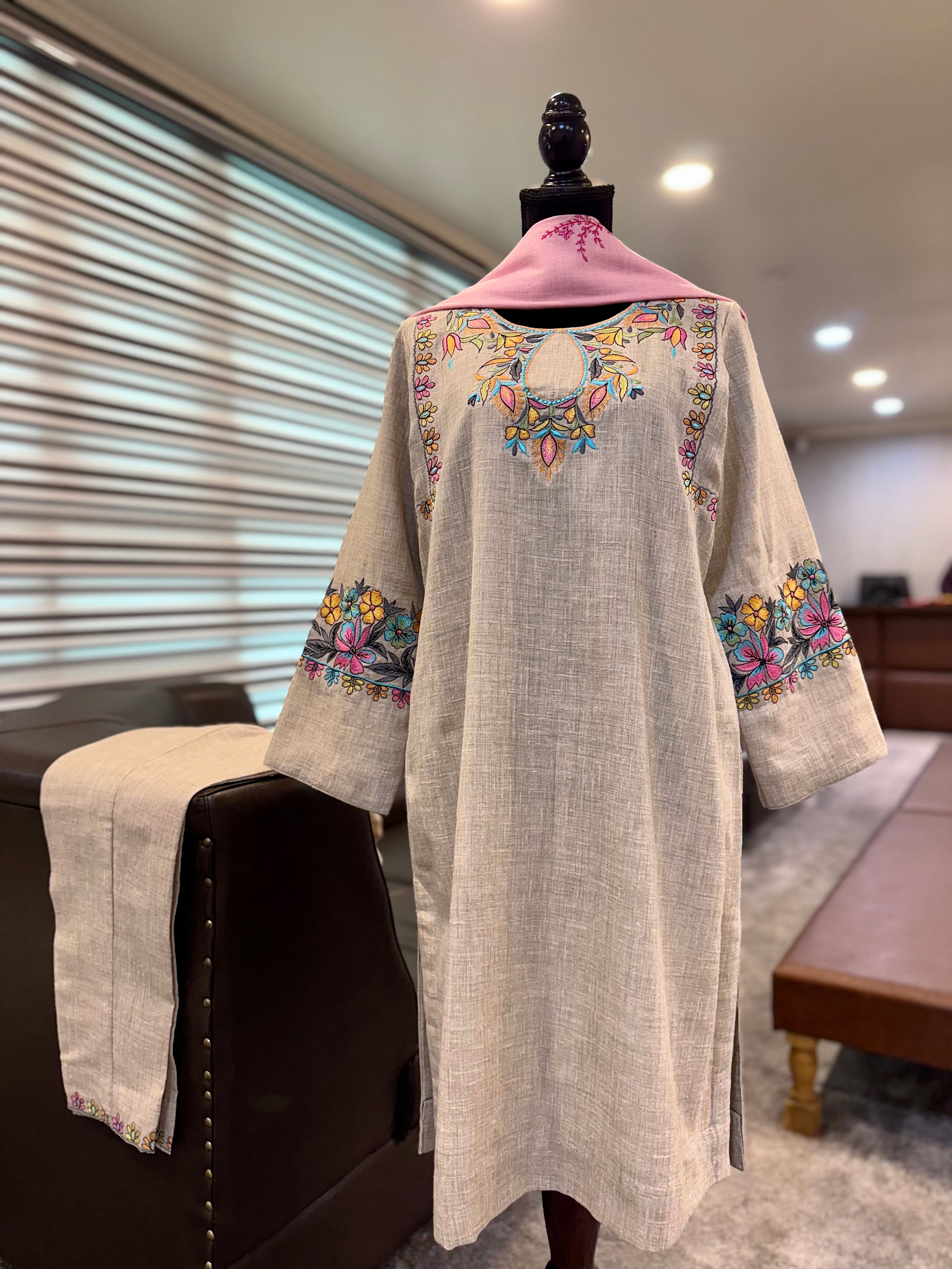 Purepashmina blend 2 piece