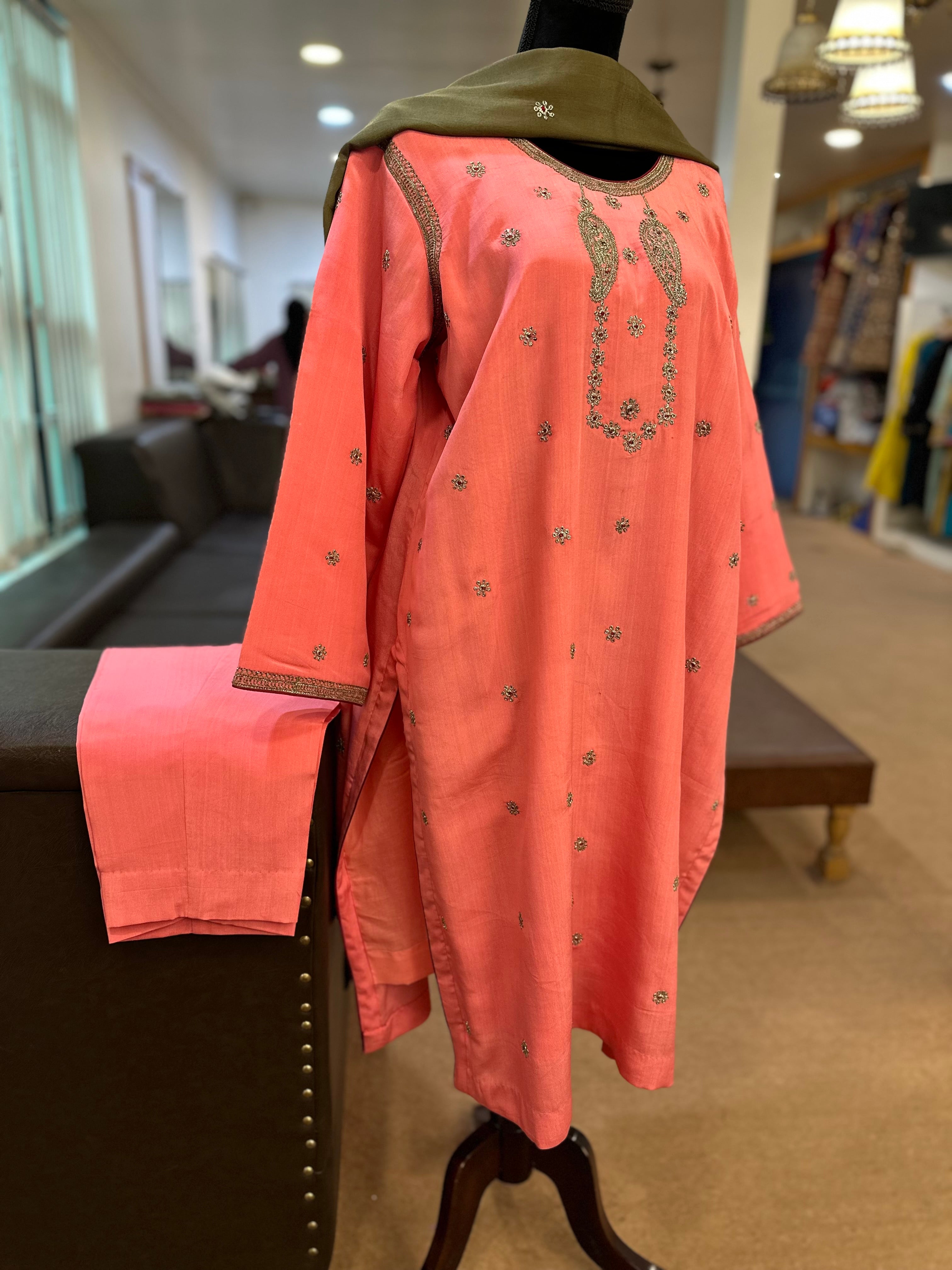 Pure crepe  3 piece mtks821