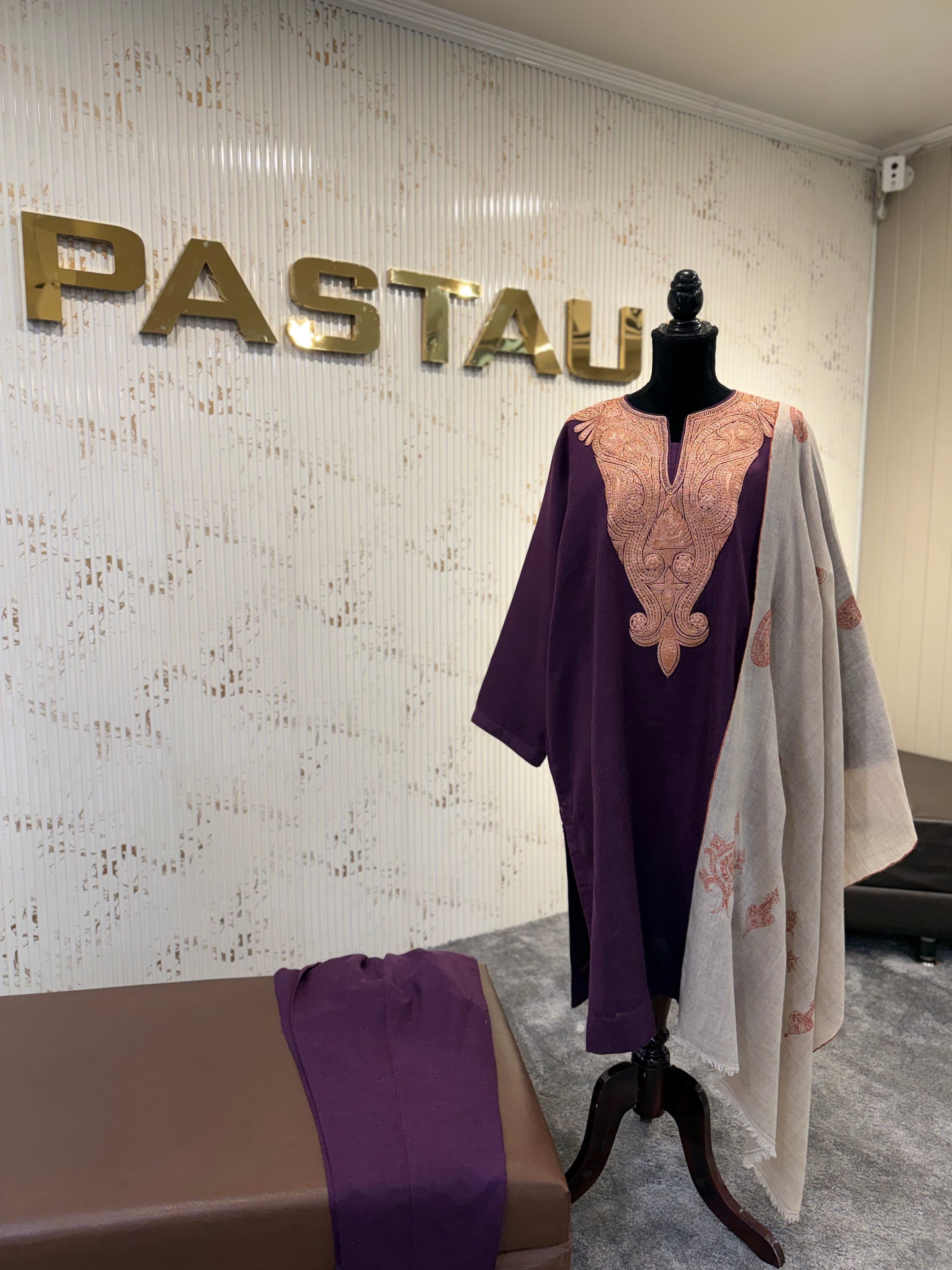 Purepashmina blend pheran set pwb539