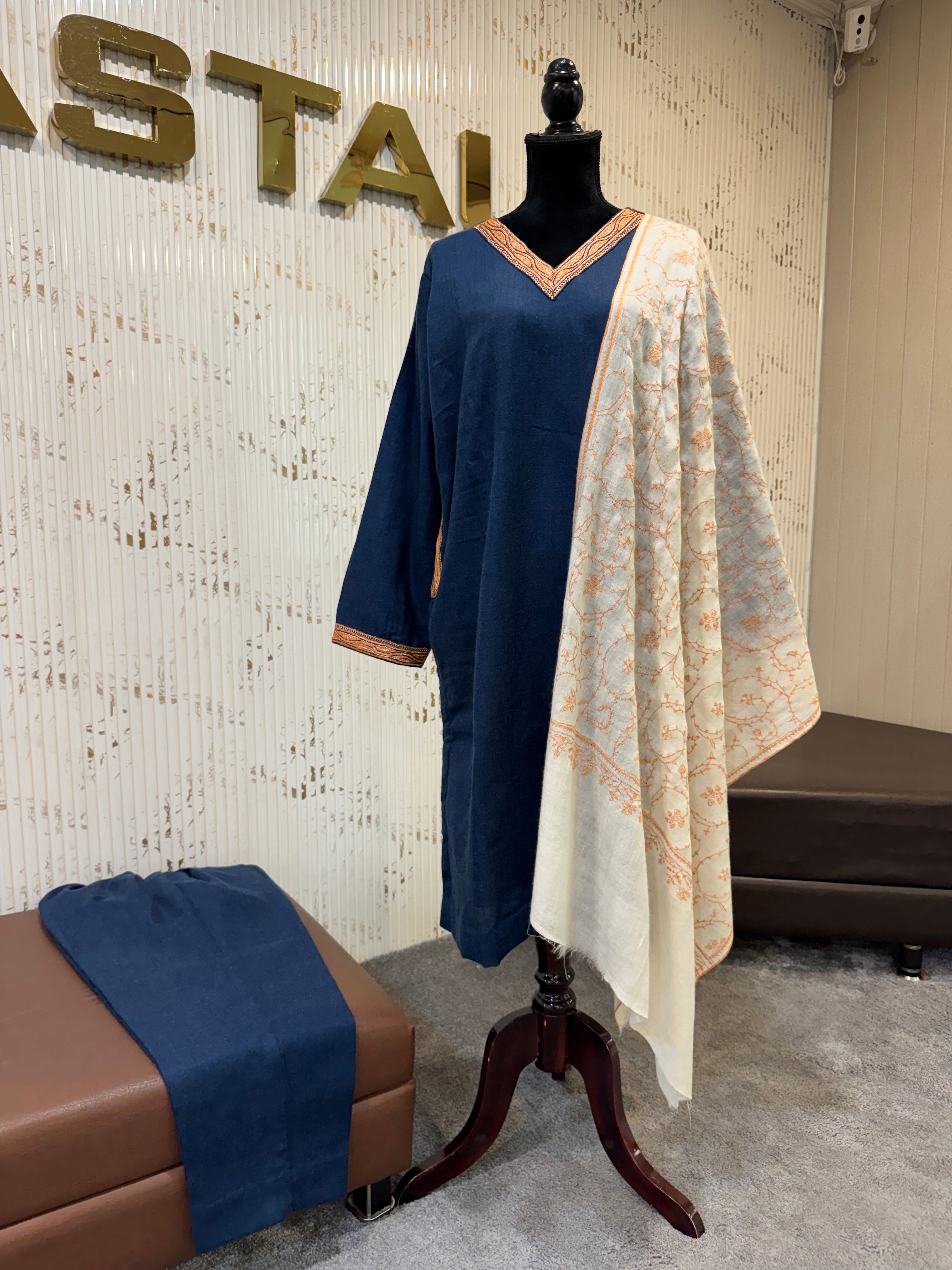 Purepashmina blend handtilla kurta set pwb618