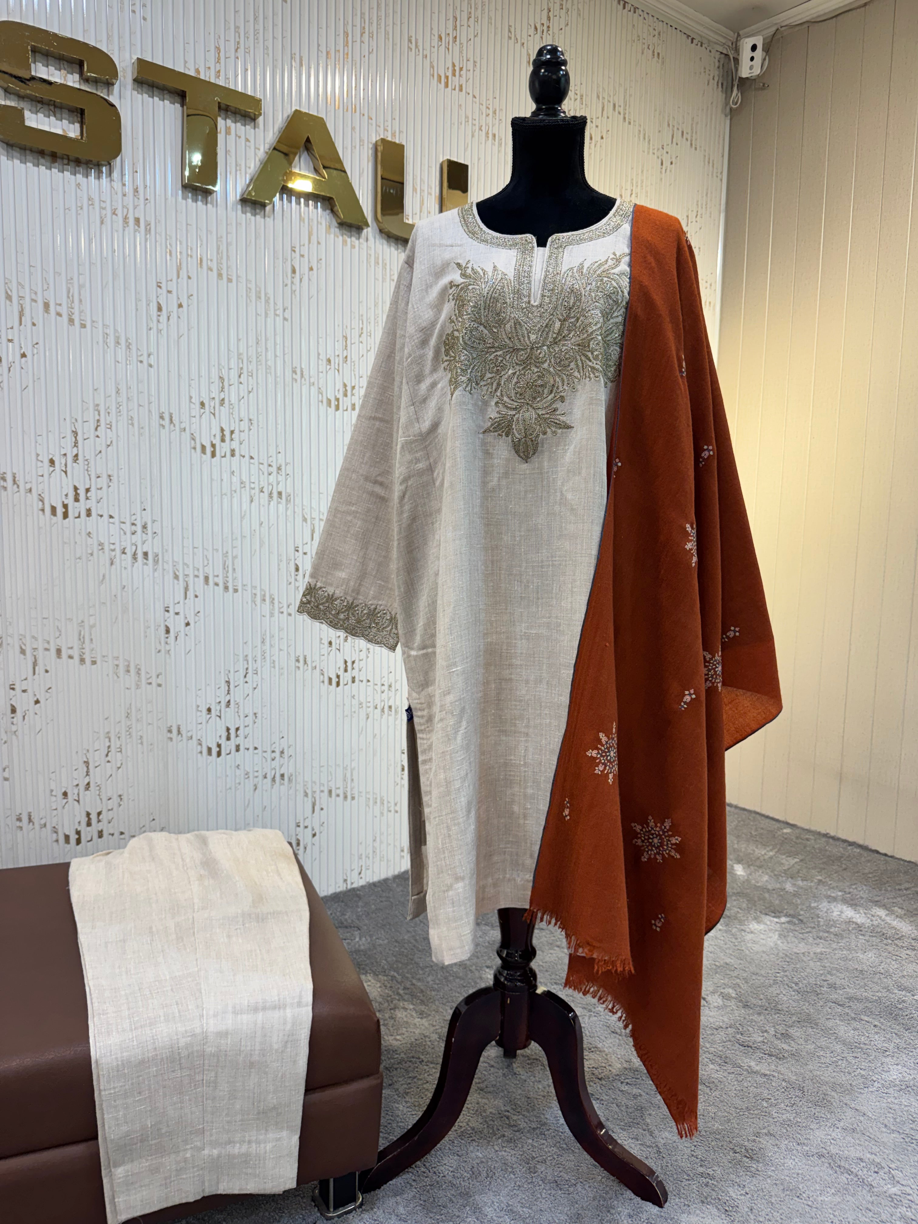 Purepashmina blend pheran set pwb586