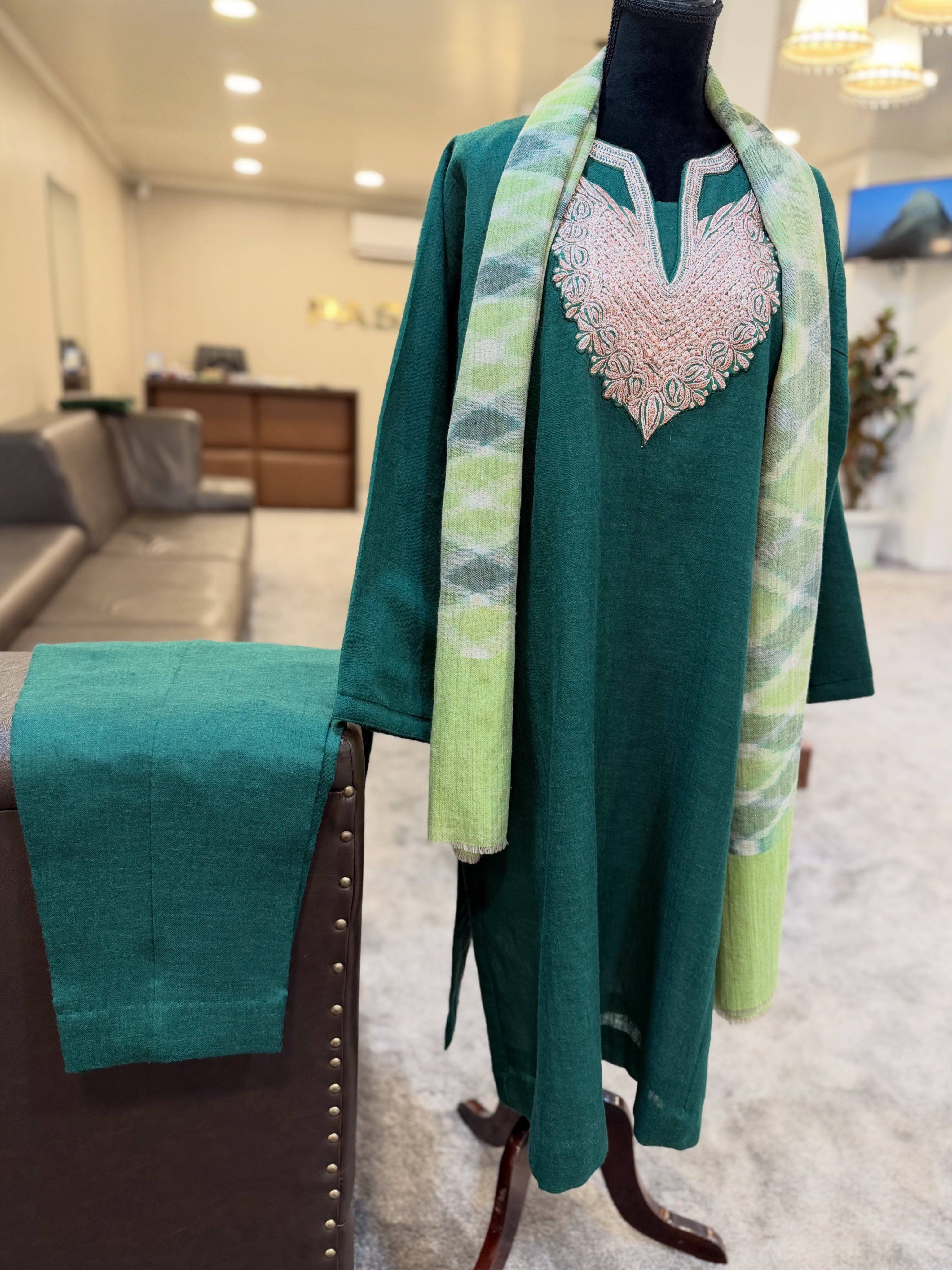 Purepashmina blend 2 piece pheran set pwb529