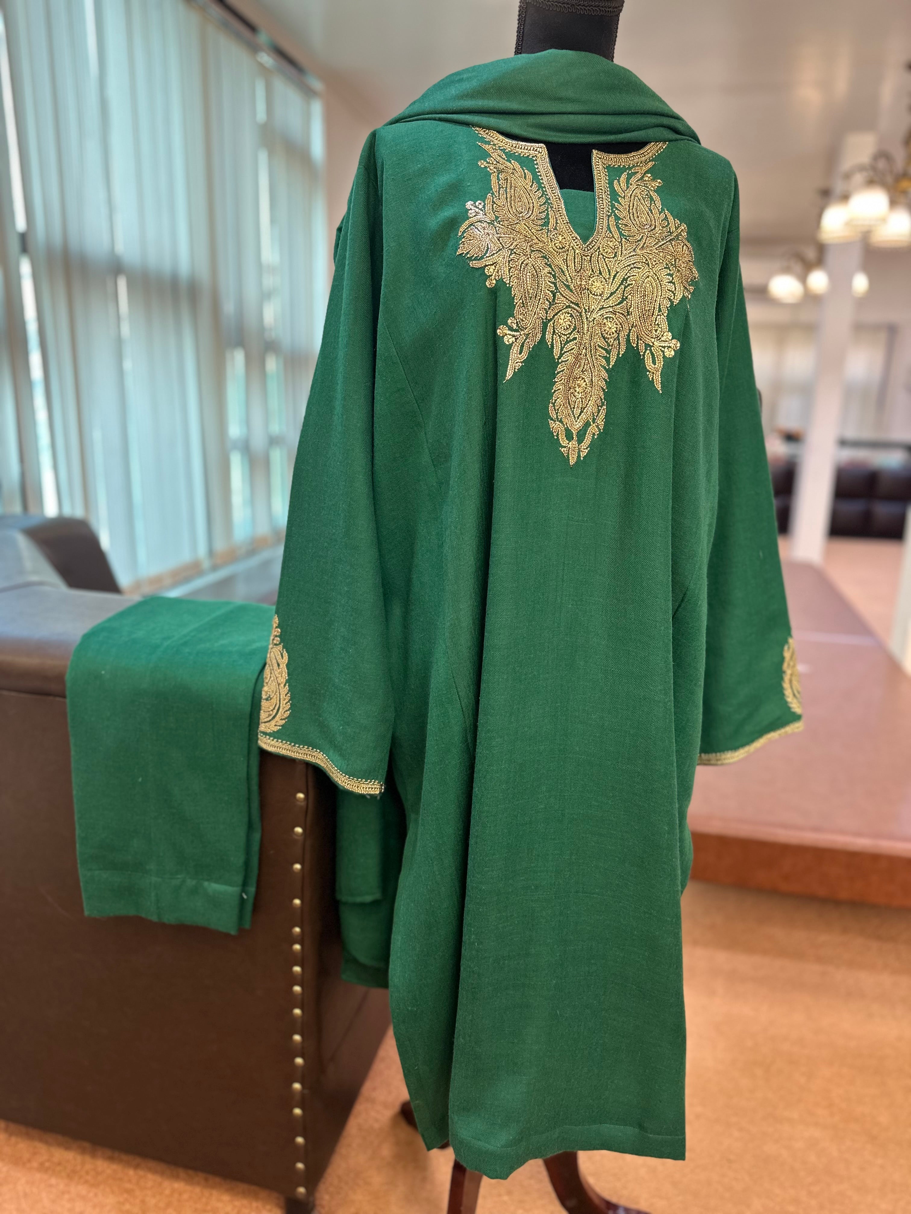 Purepashmina blend handtilla pheran set