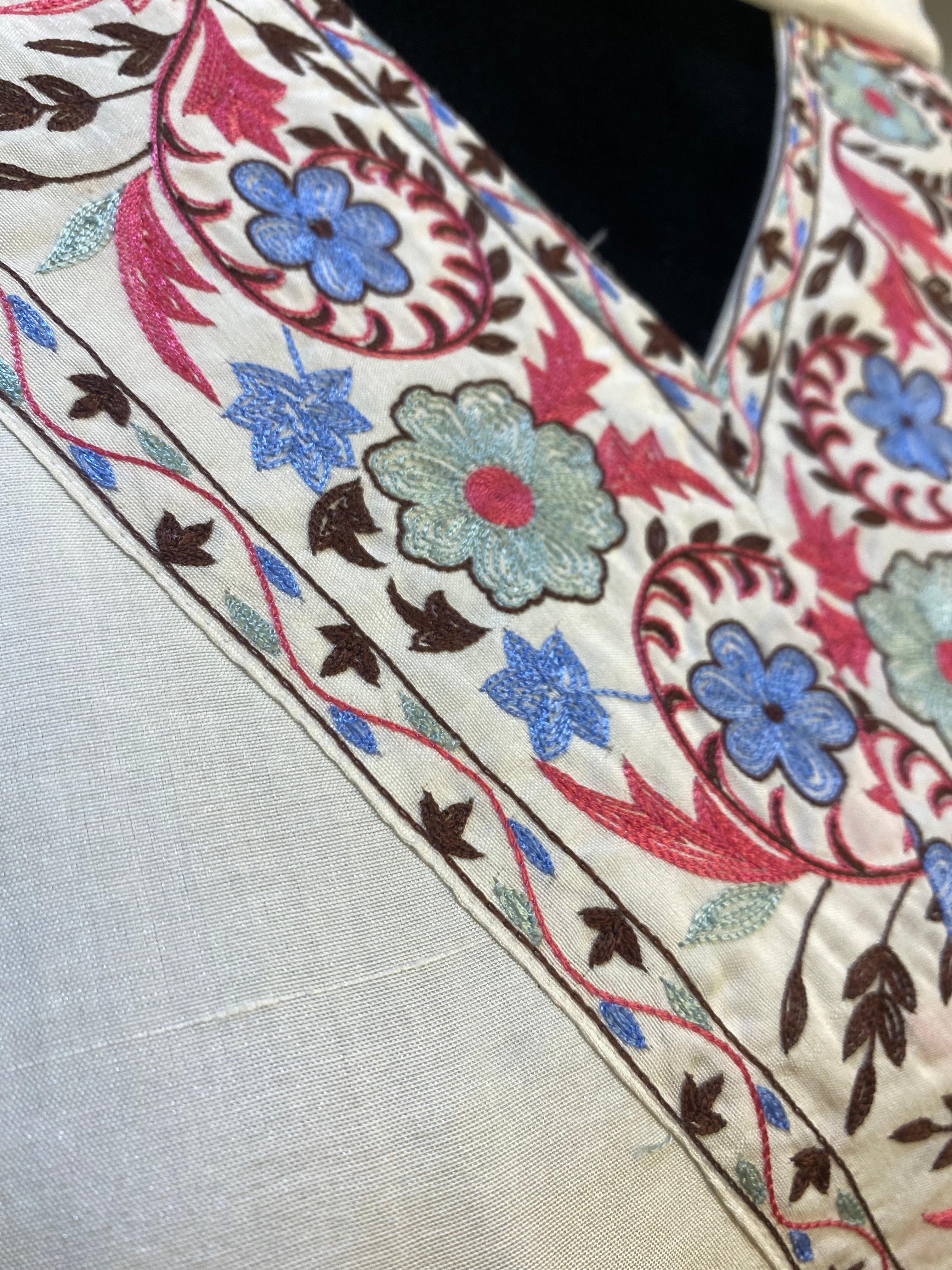 Hand embroidered kurta set 3pc stitched pbks648