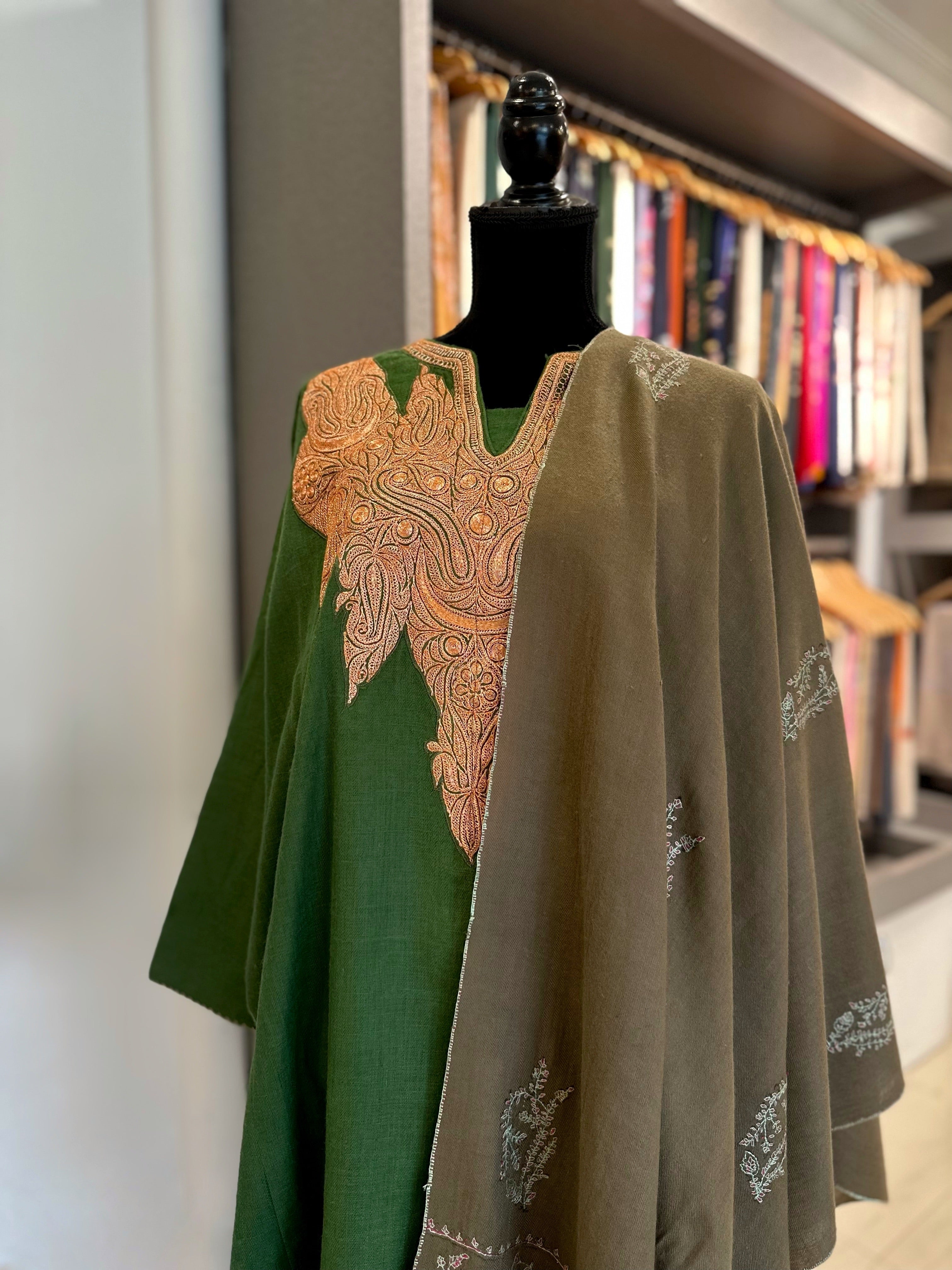 Purepashmina blend 2 piece pheran set pwb499