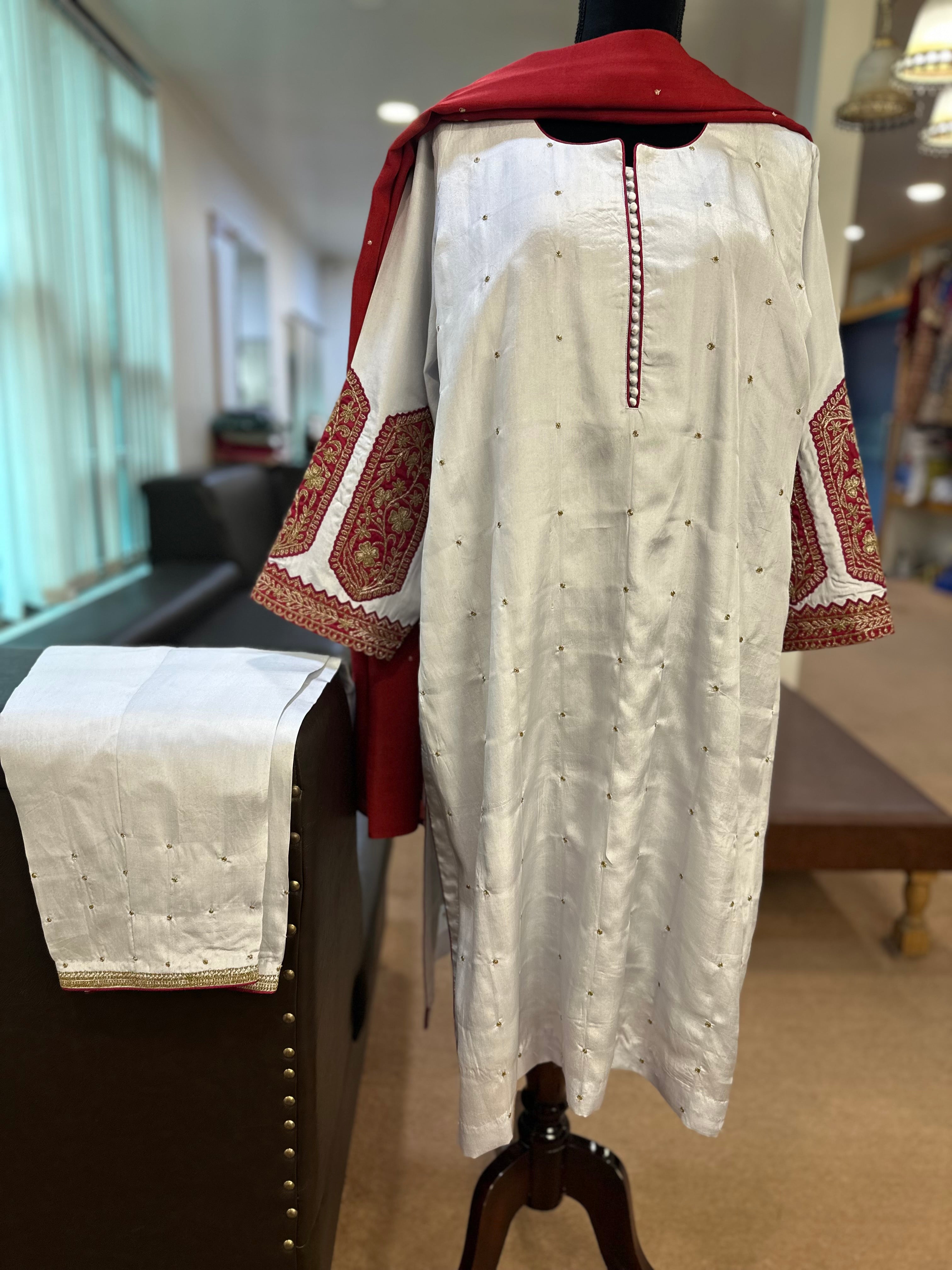 Puresilk 3 piece kurta set mtks822