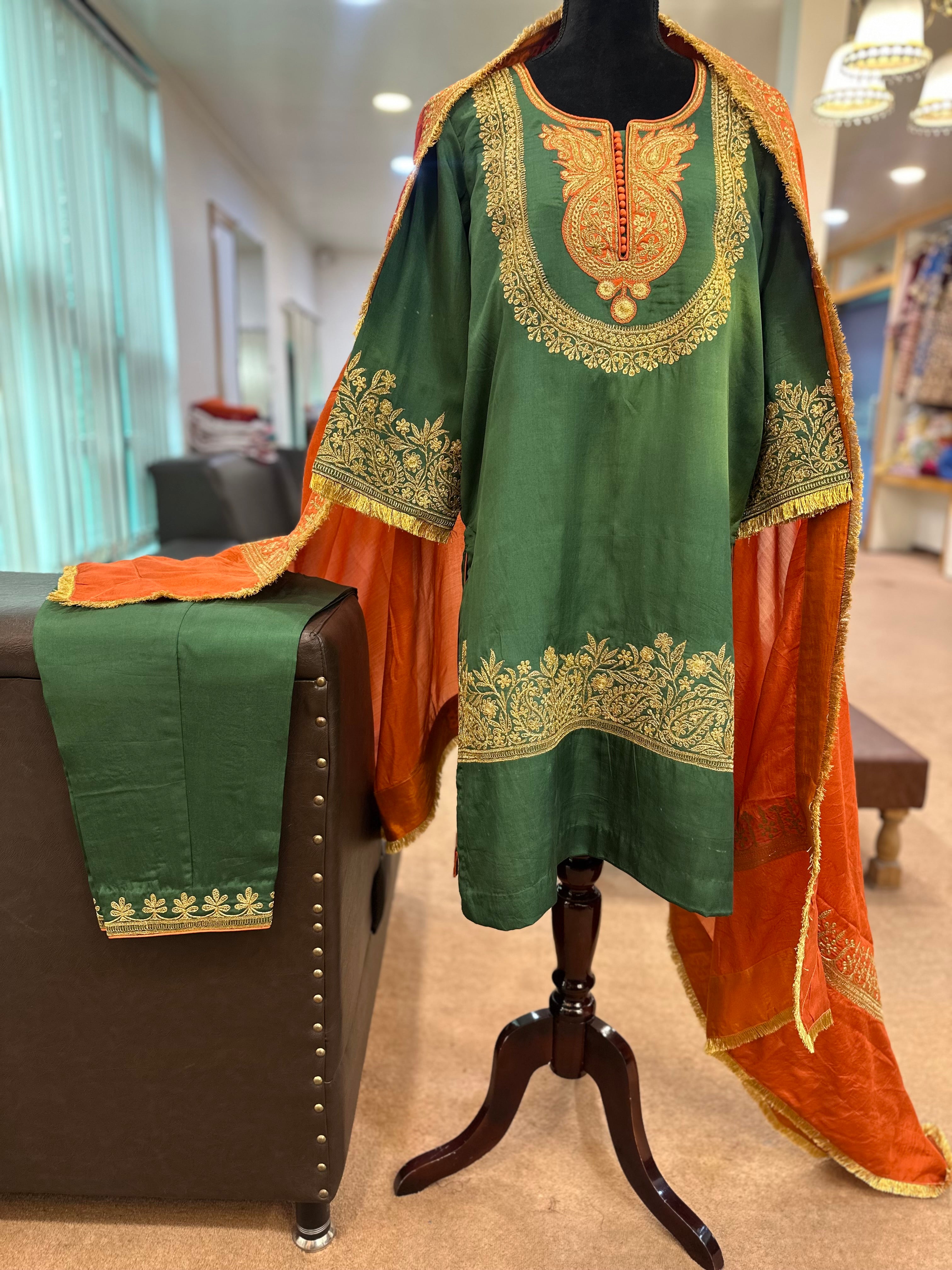 Puresilk 3 piece tillwork kurta set