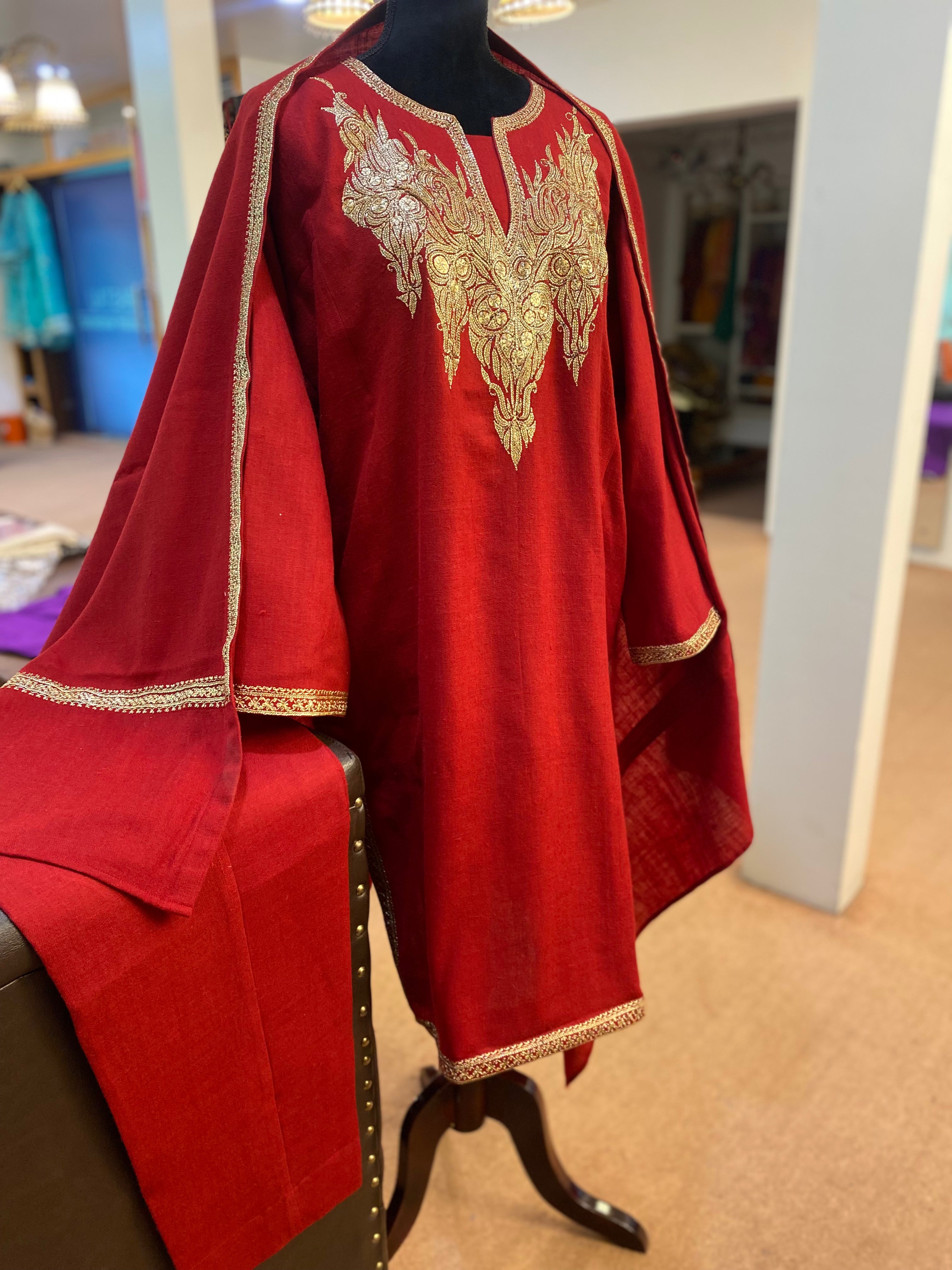 Pure pashmina blend hand Tilla pheran set 3pc