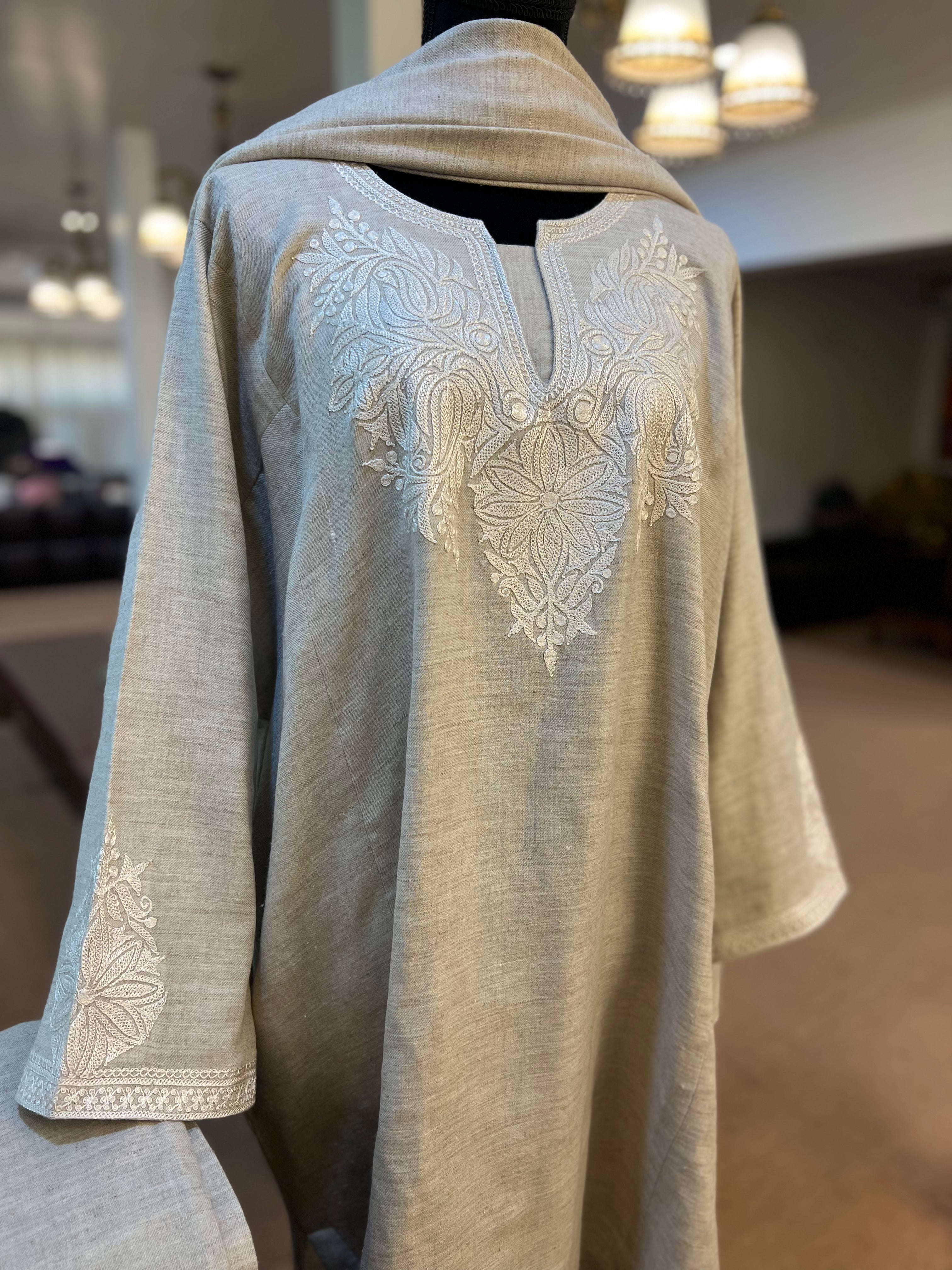 Pure pashmina blend pheran set with DOAV embroidery