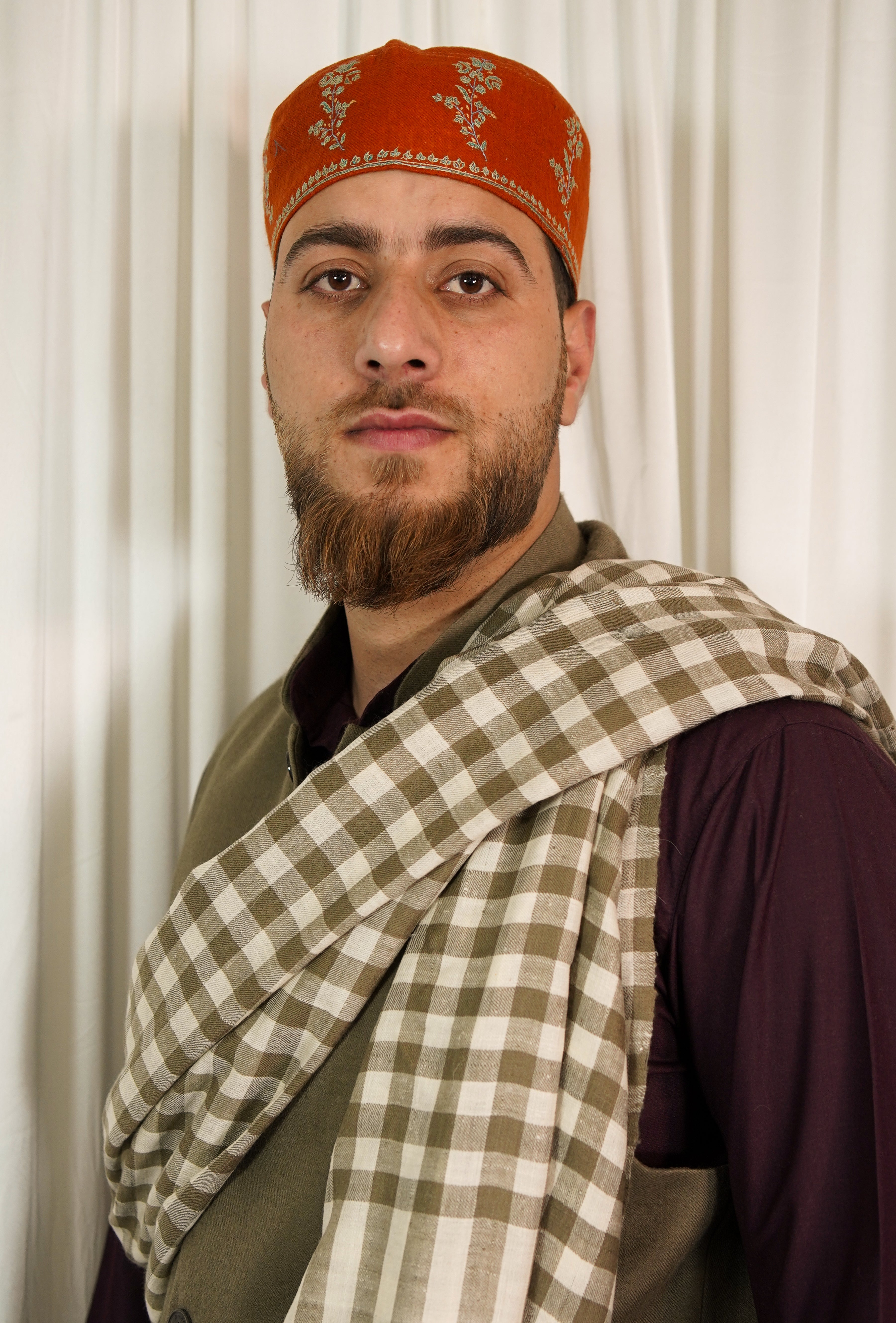 Sozni embroidery cap T039