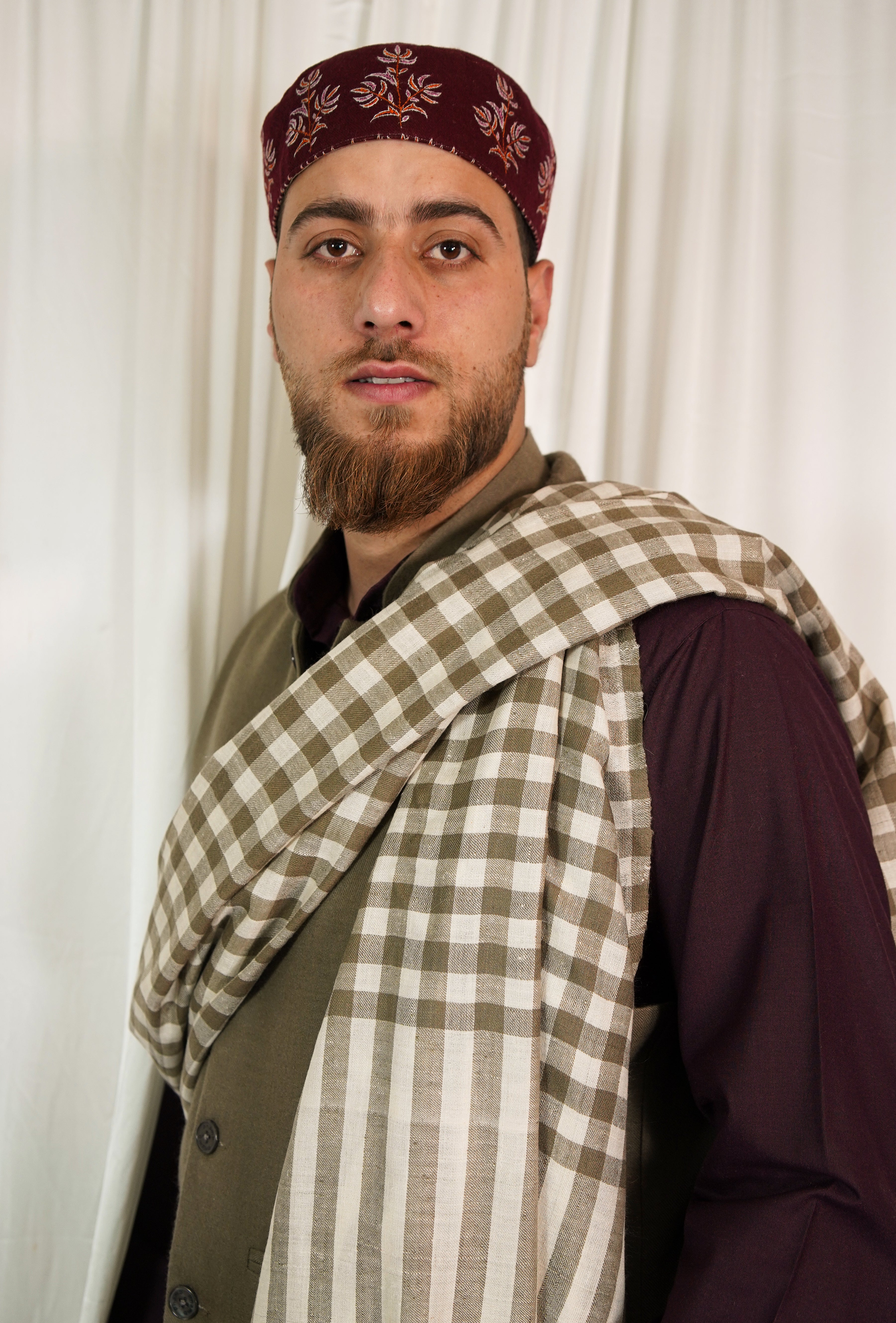 Sozni embroidery cap T040