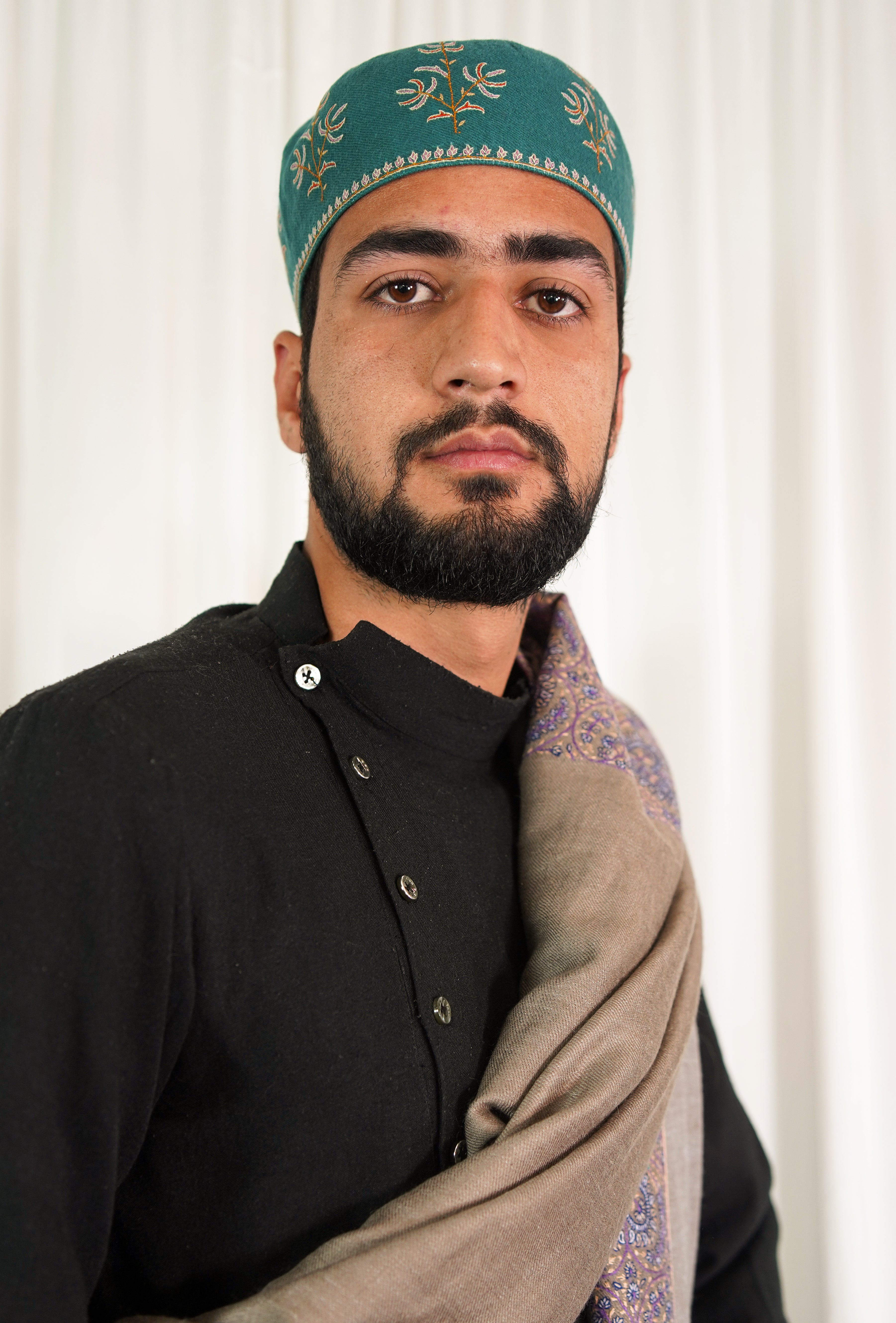 Sozni embroidery cap T041