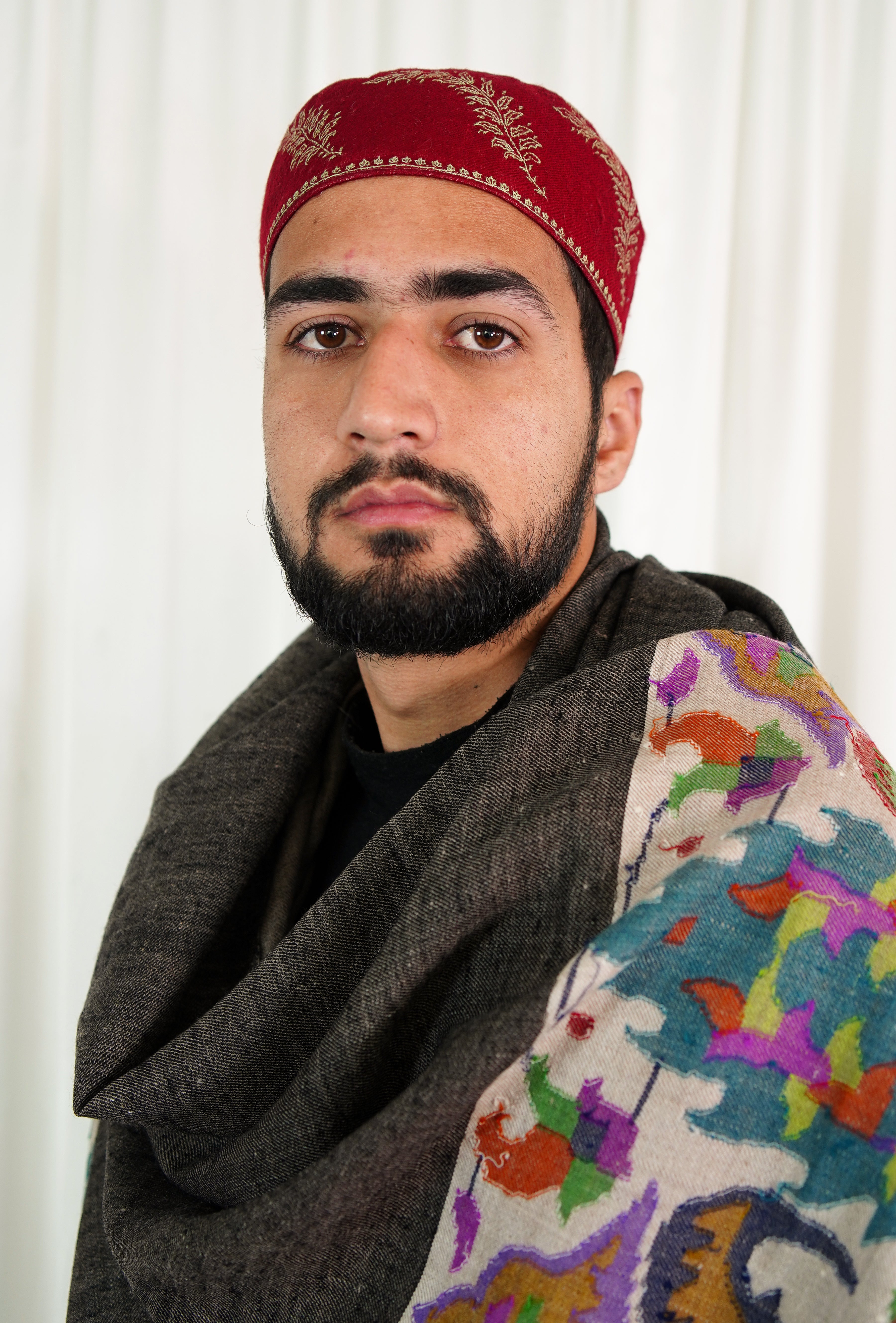 Sozni embroidery cap T056